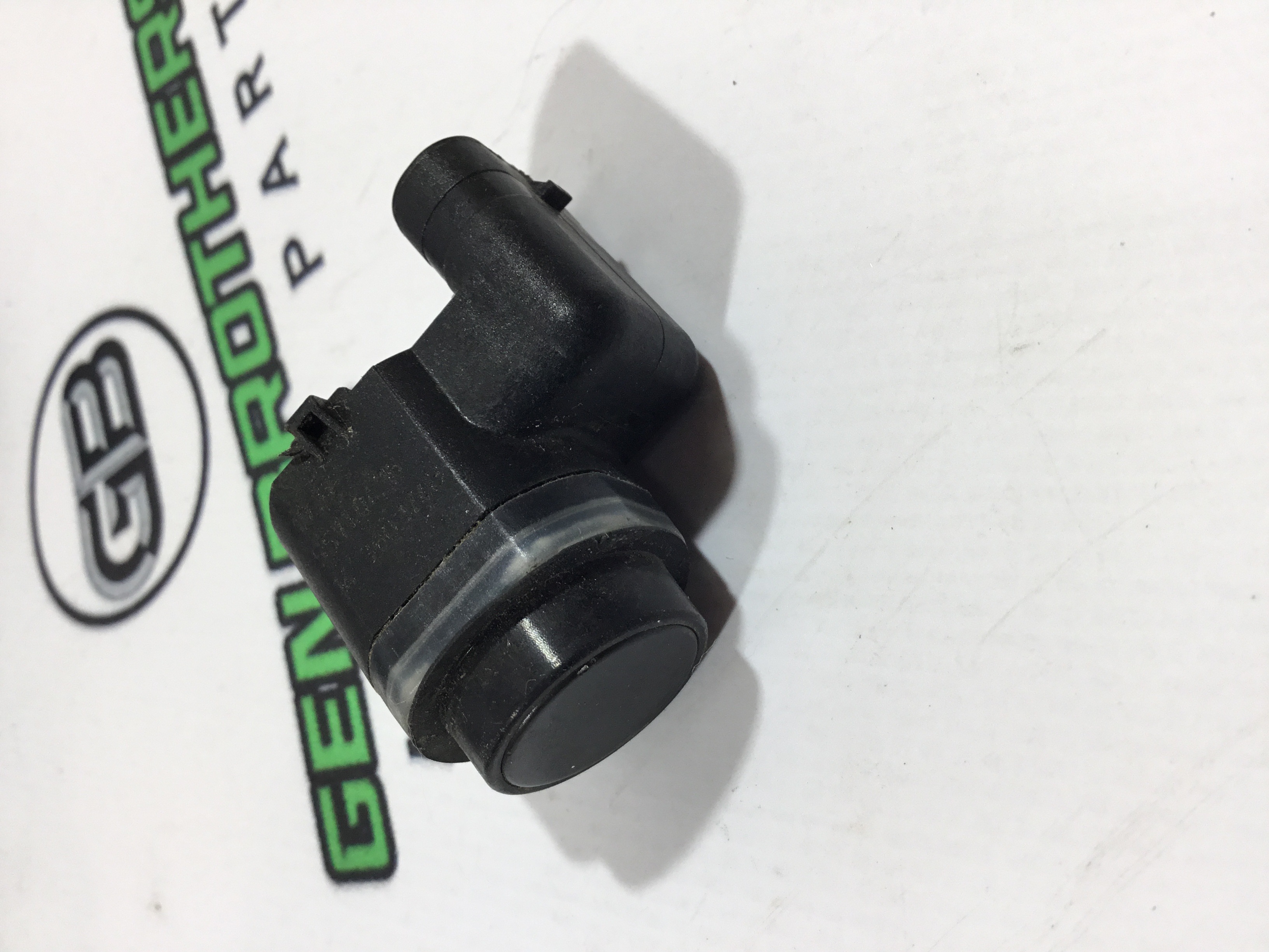 Парктронік, кріплення, корпус