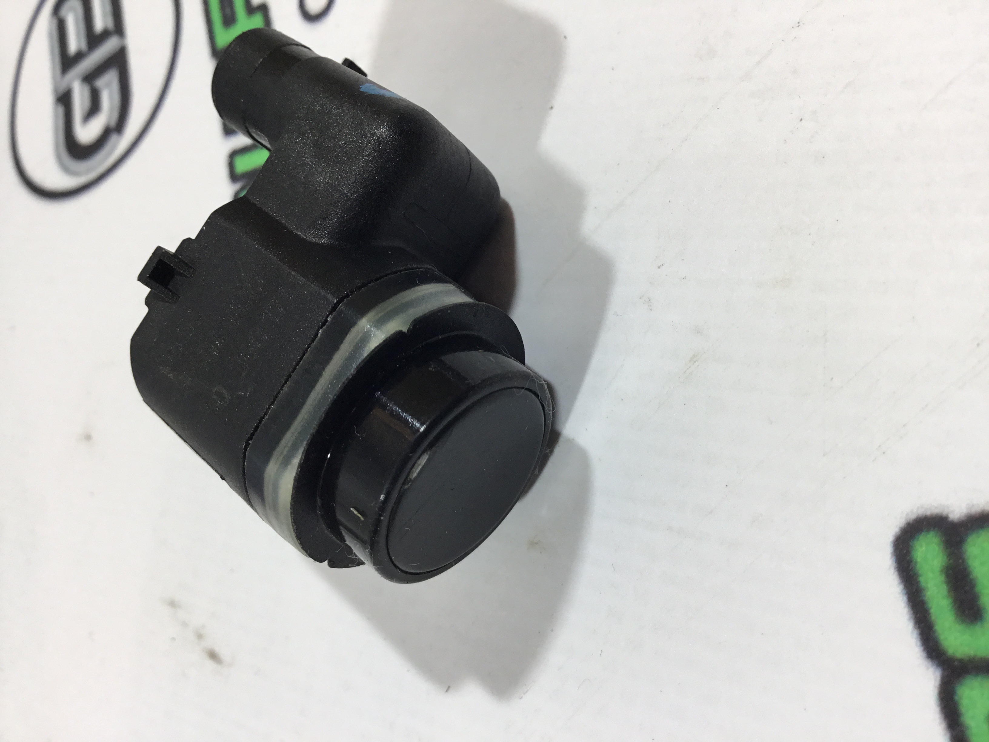 Парктронік, кріплення, корпус