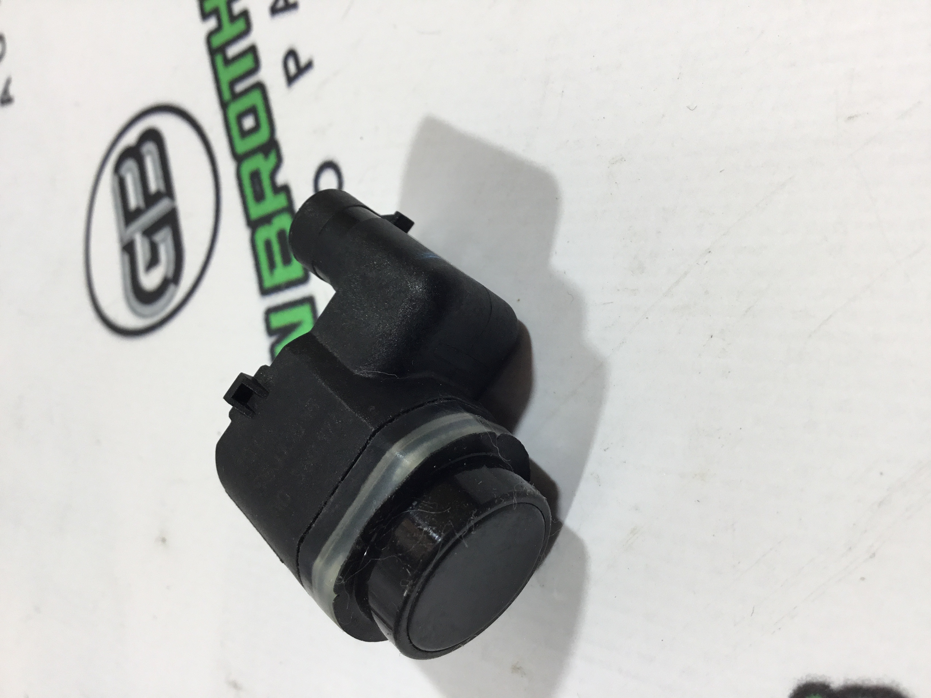 Парктронік, кріплення, корпус