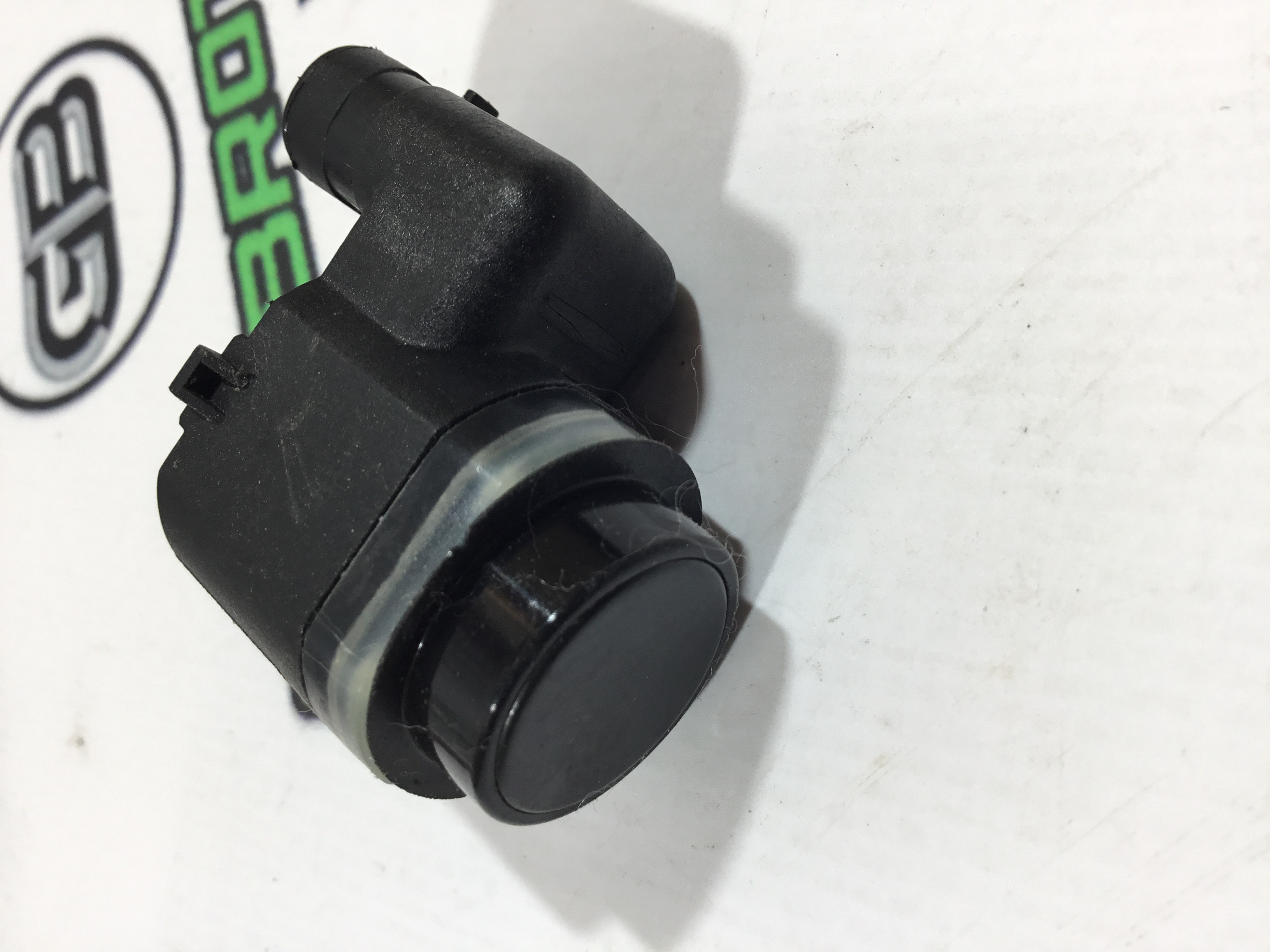 Парктронік, кріплення, корпус