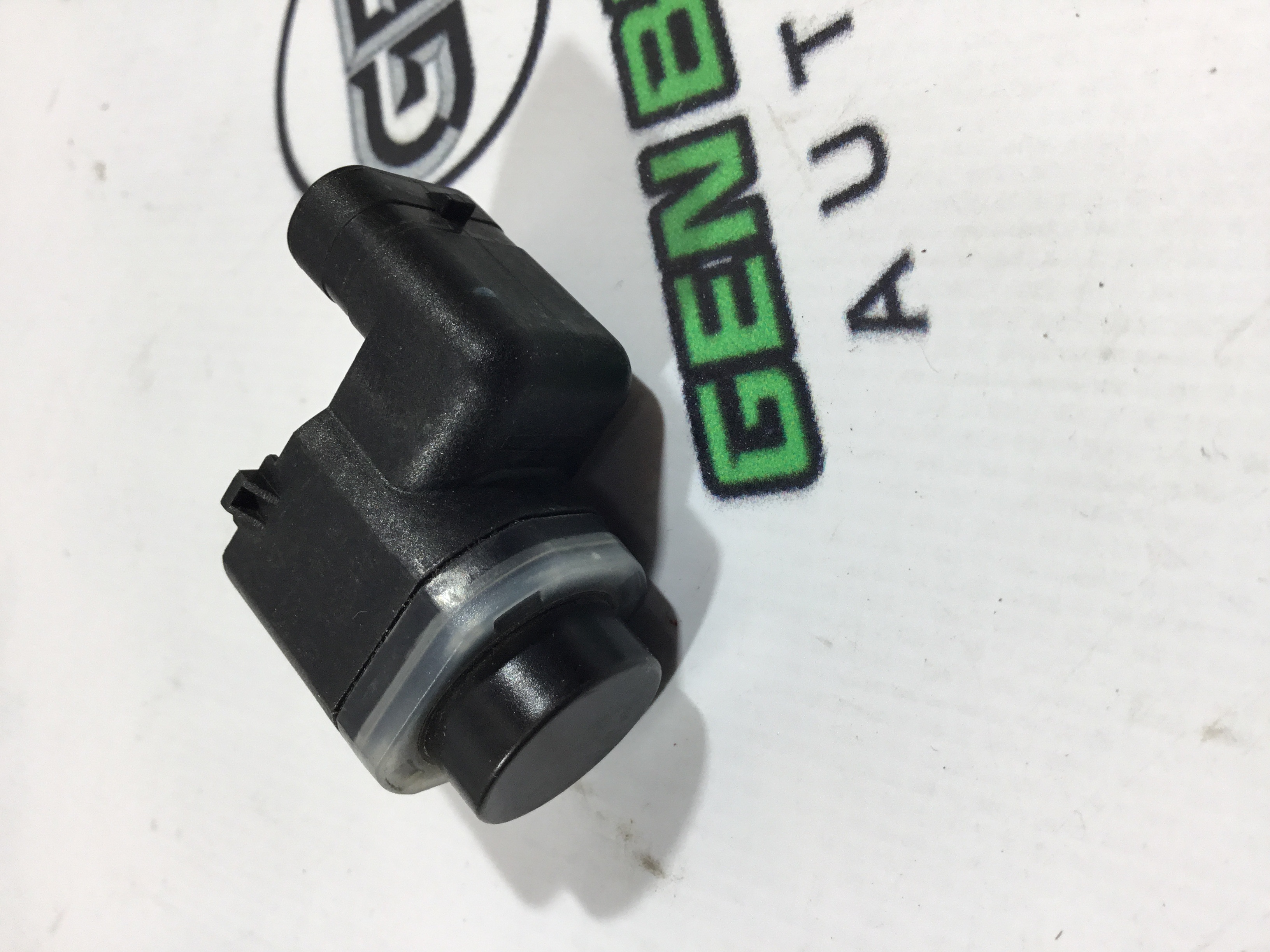 Парктронік, кріплення, корпус