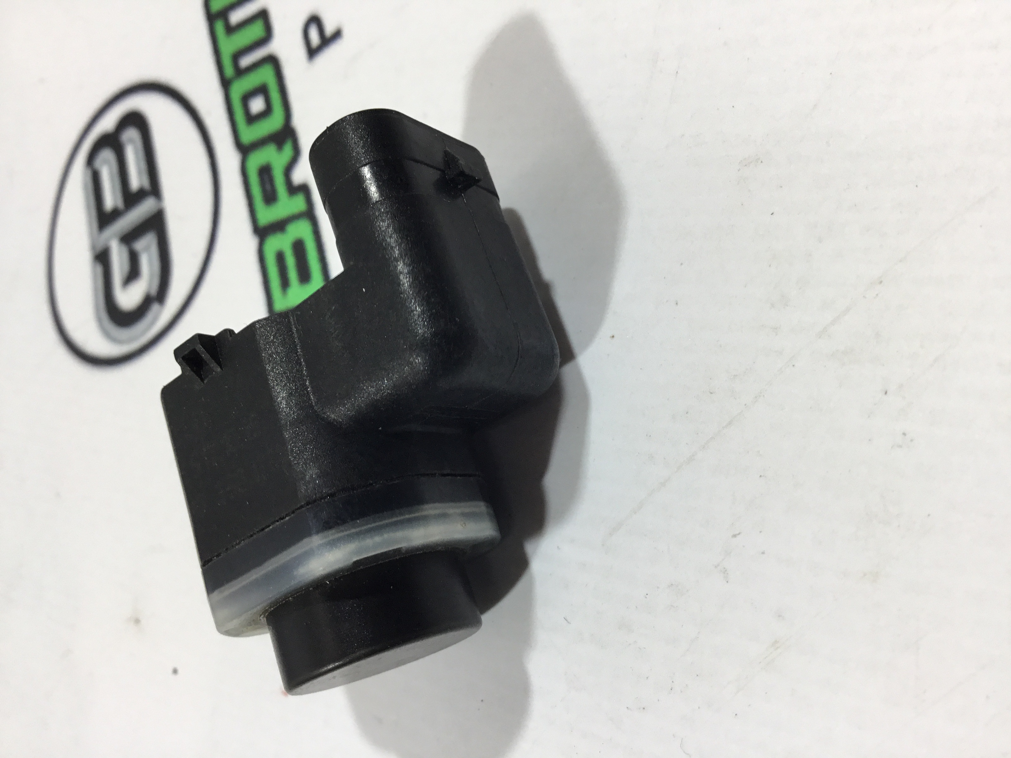 Парктронік, кріплення, корпус