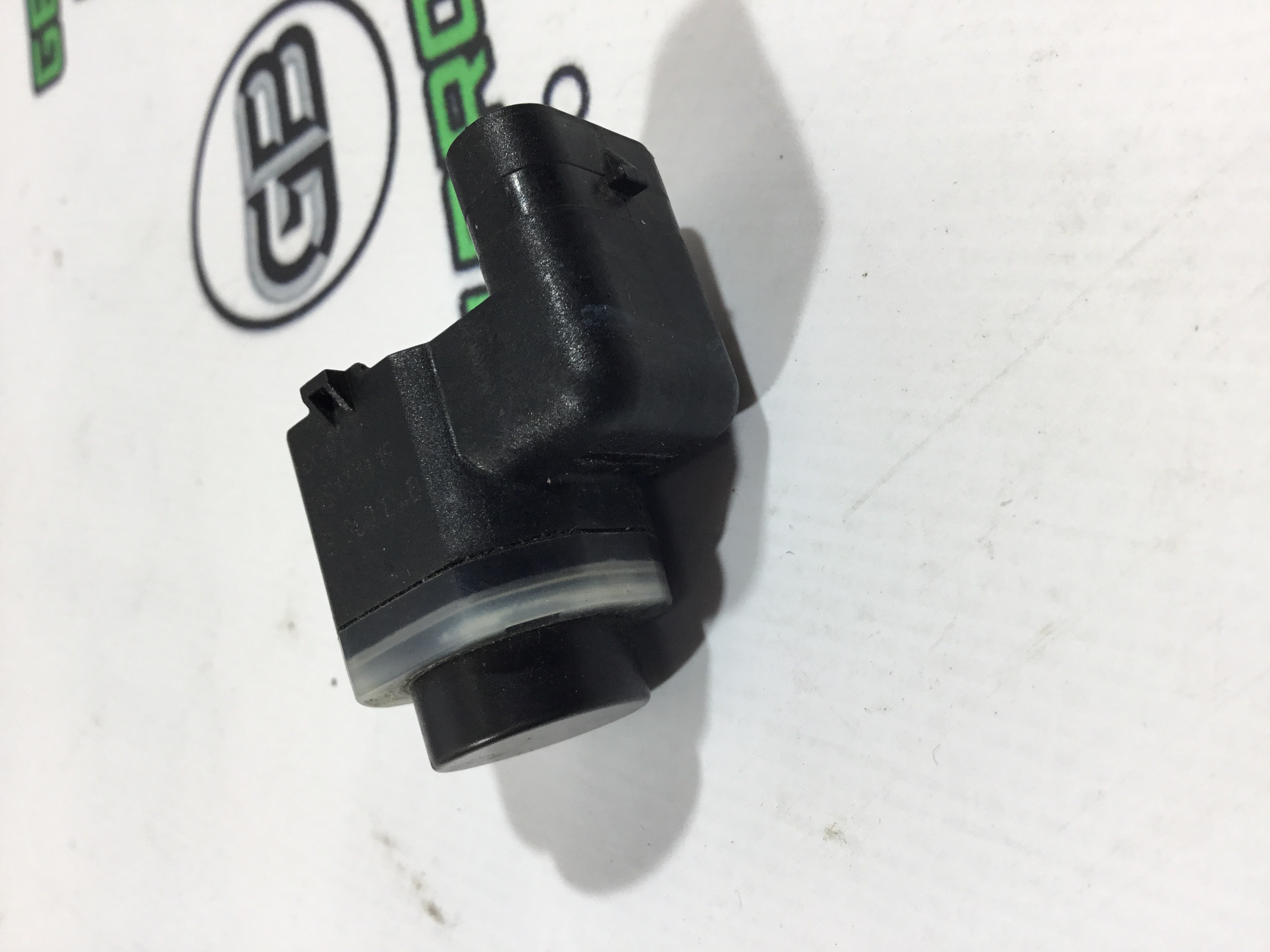 Парктронік, кріплення, корпус