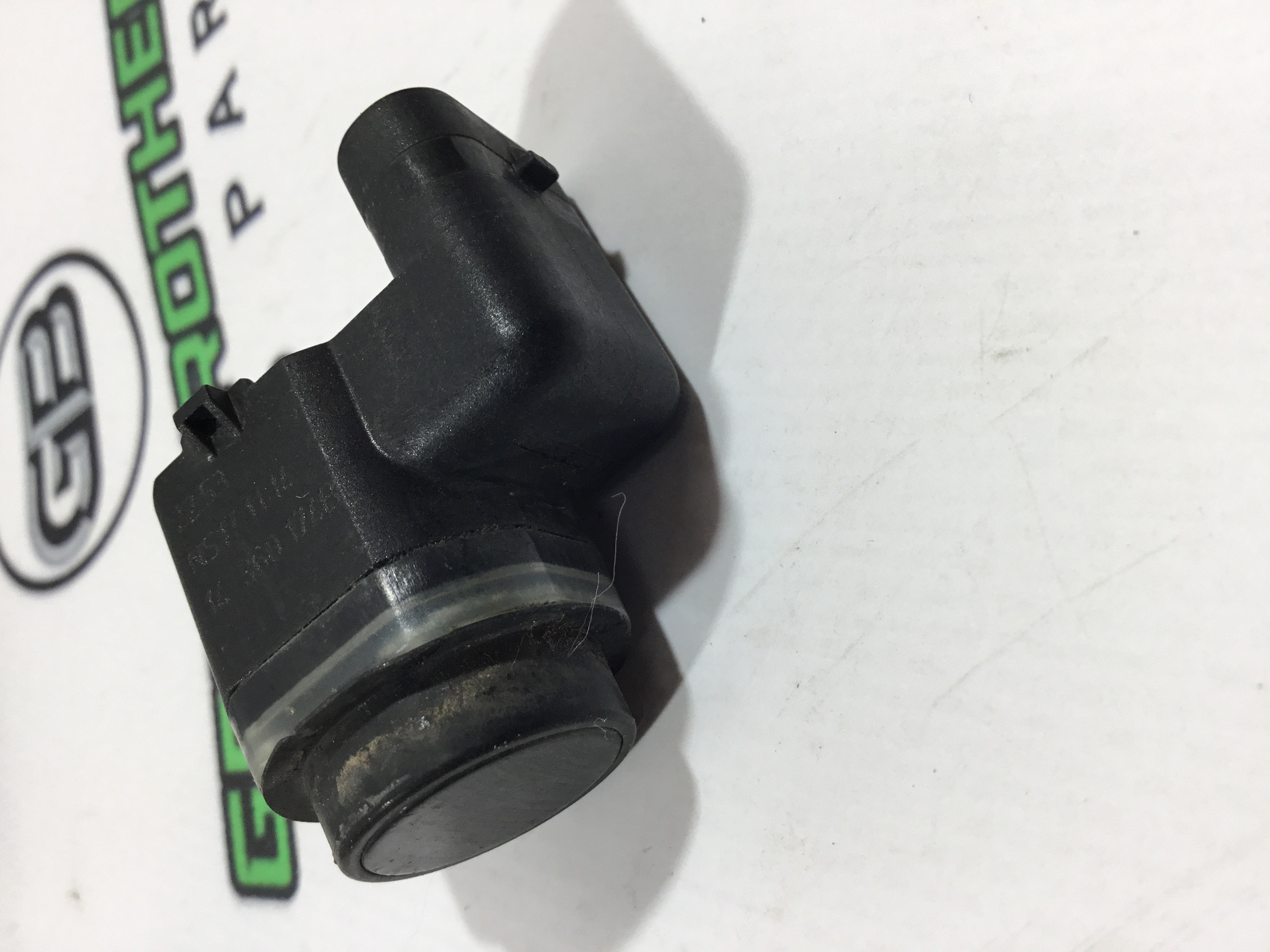 Парктронік, кріплення, корпус