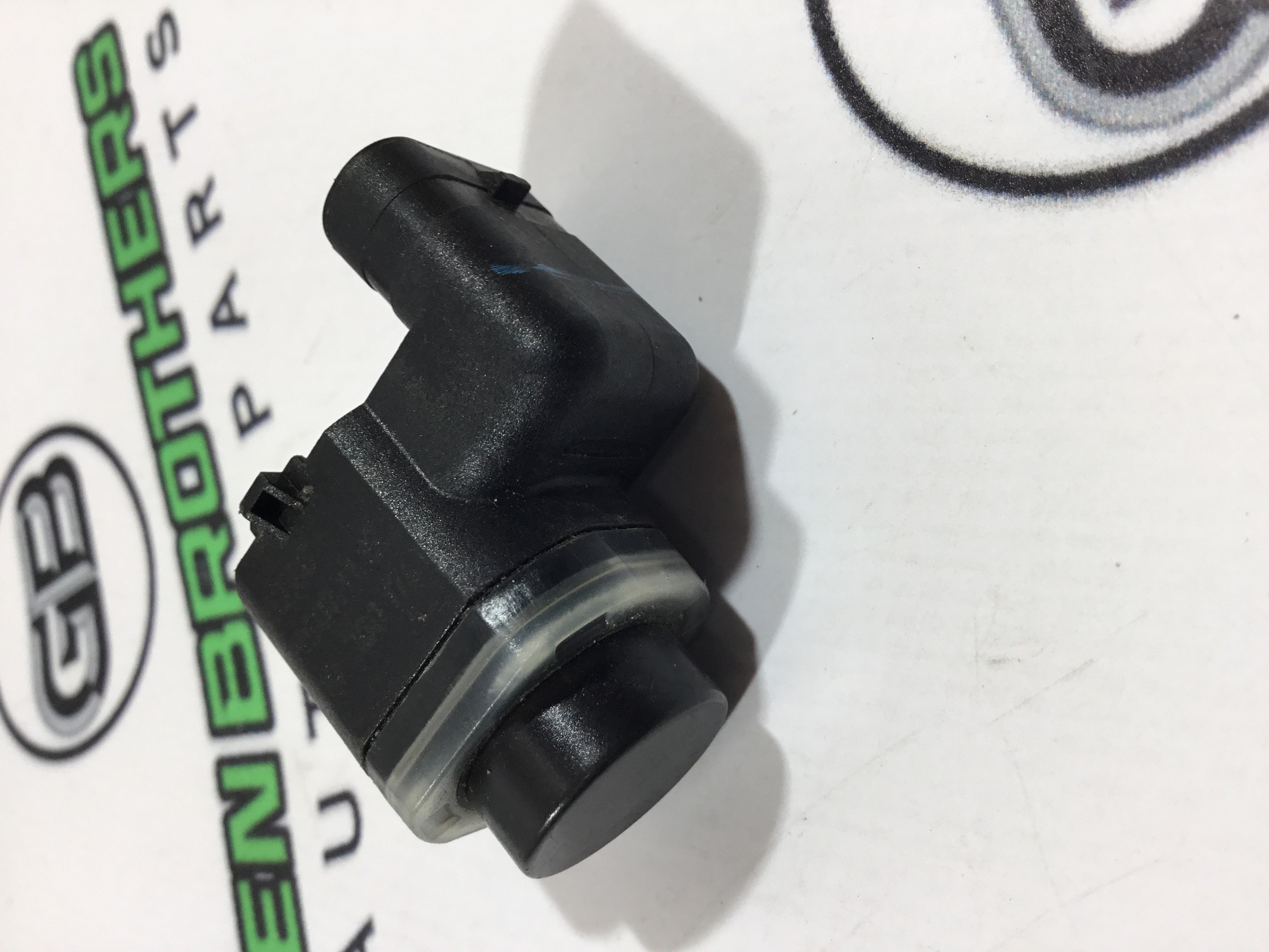 Парктронік, кріплення, корпус