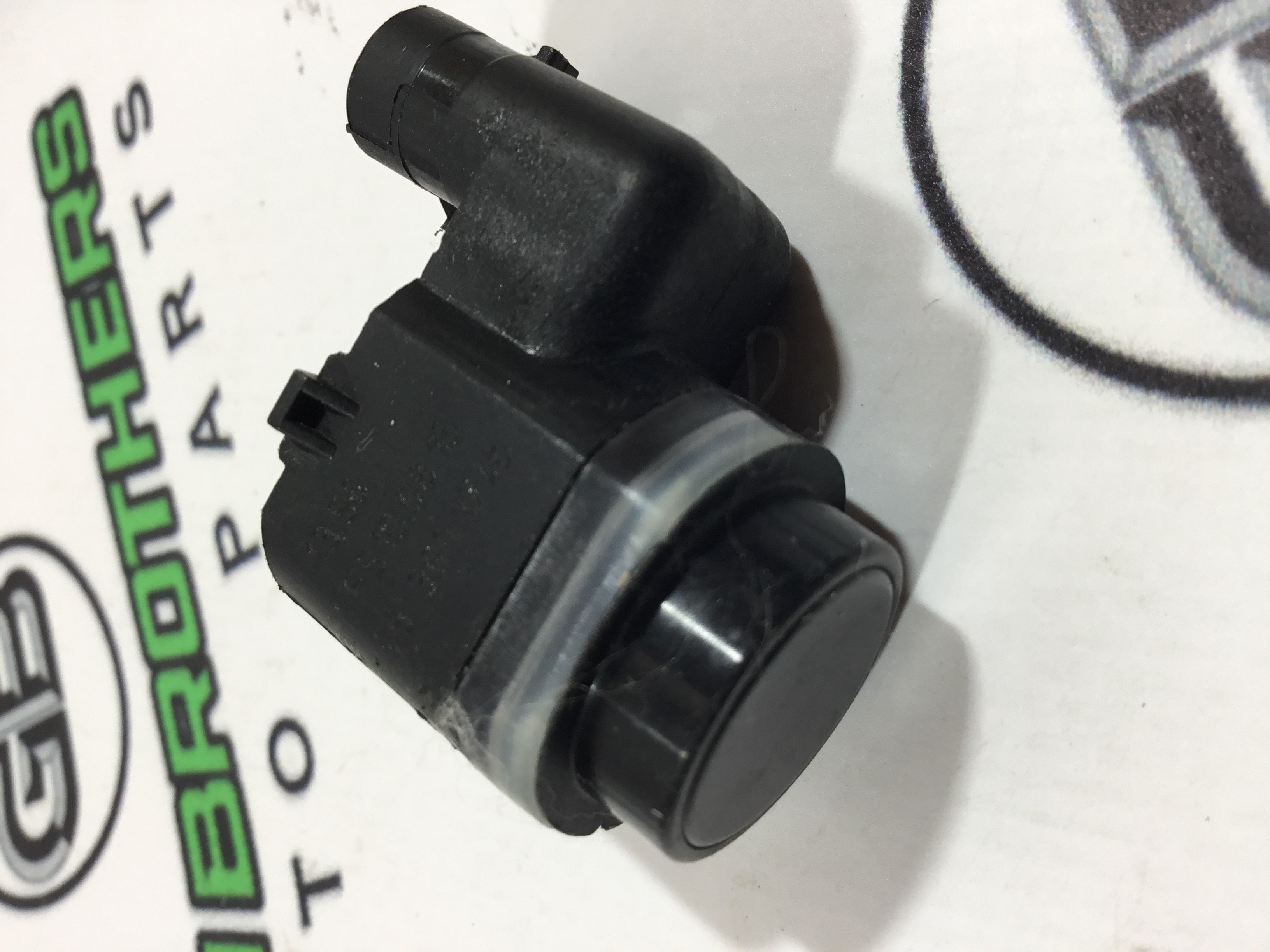 Парктронік, кріплення, корпус