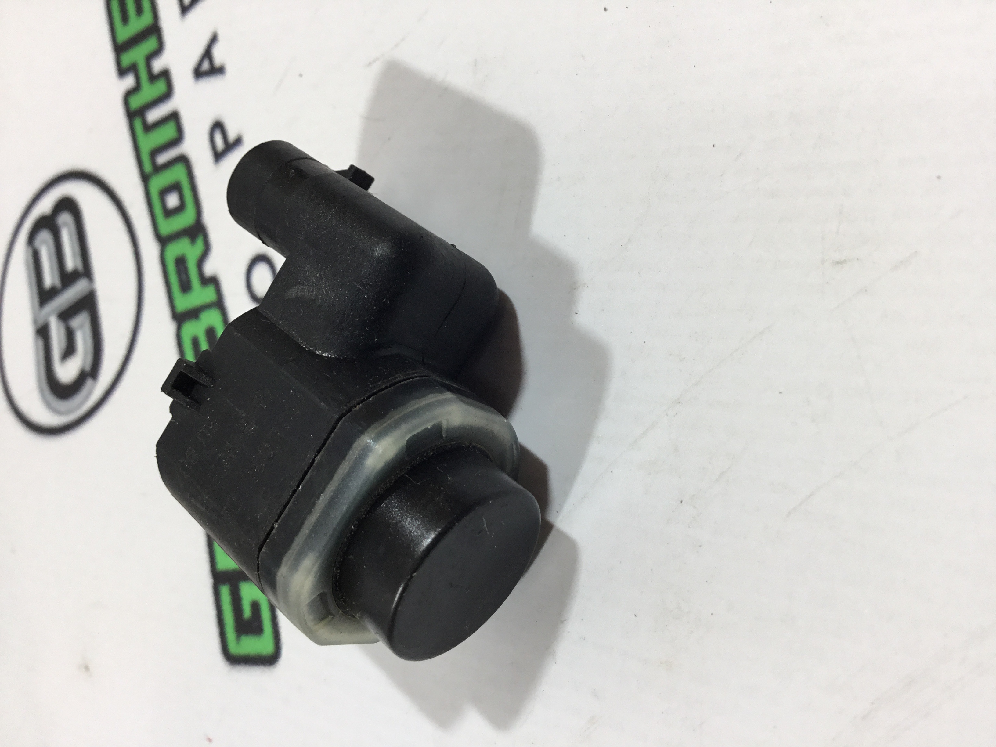 Парктронік, кріплення, корпус