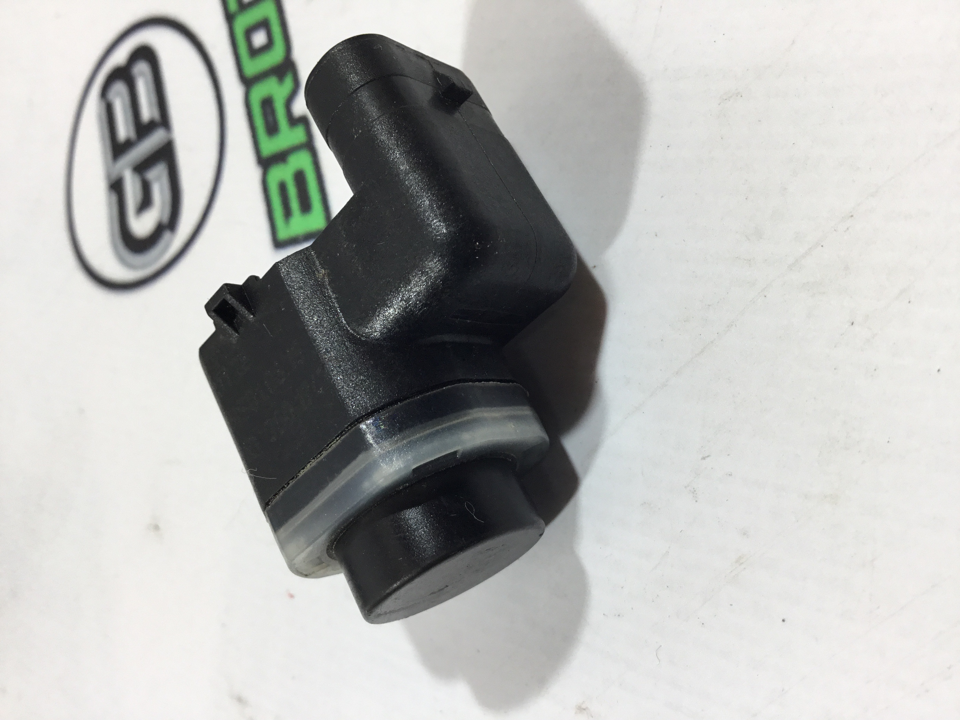 Парктронік, кріплення, корпус