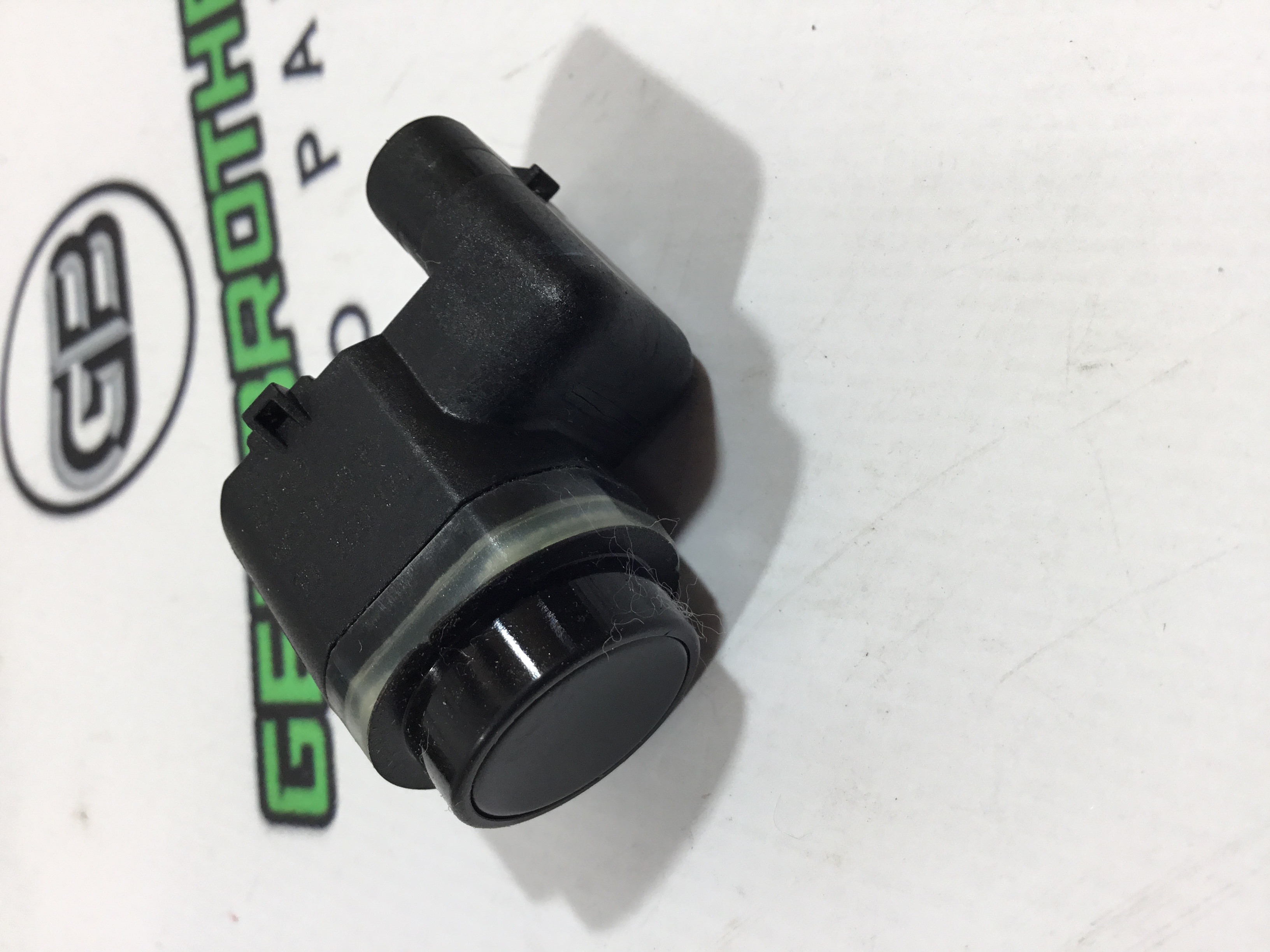 Парктронік, кріплення, корпус