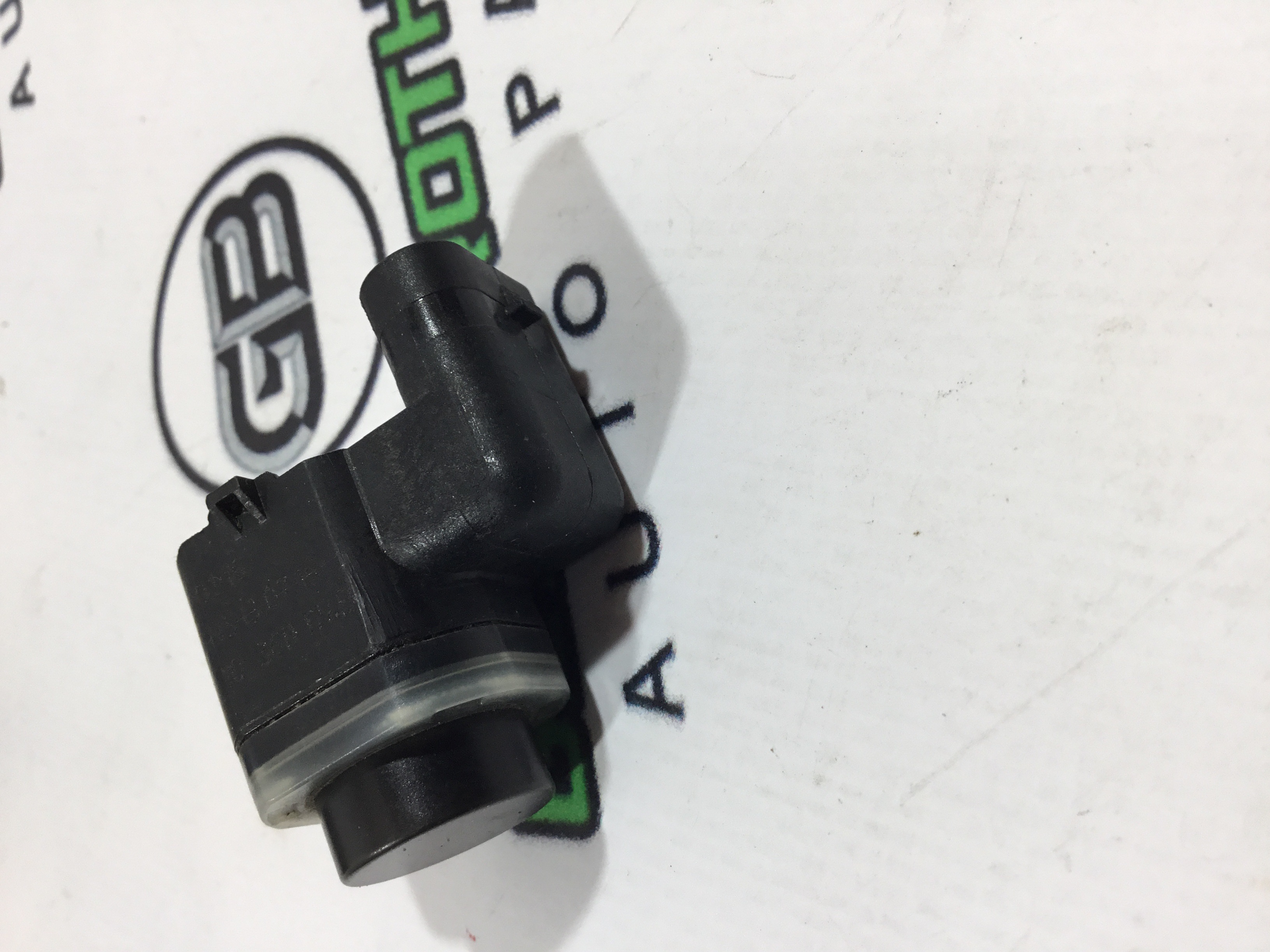 Парктронік, кріплення, корпус