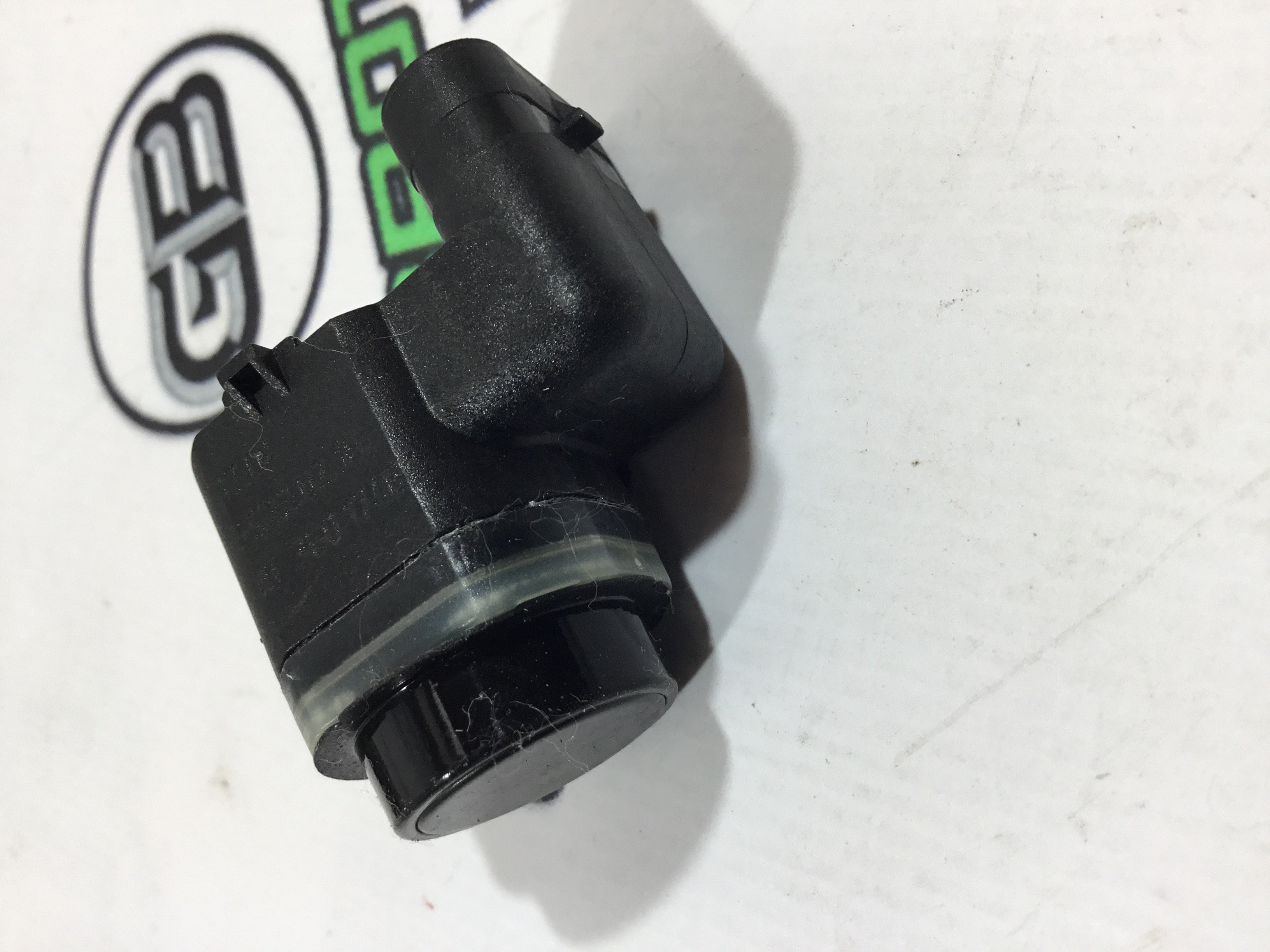 Парктронік, кріплення, корпус