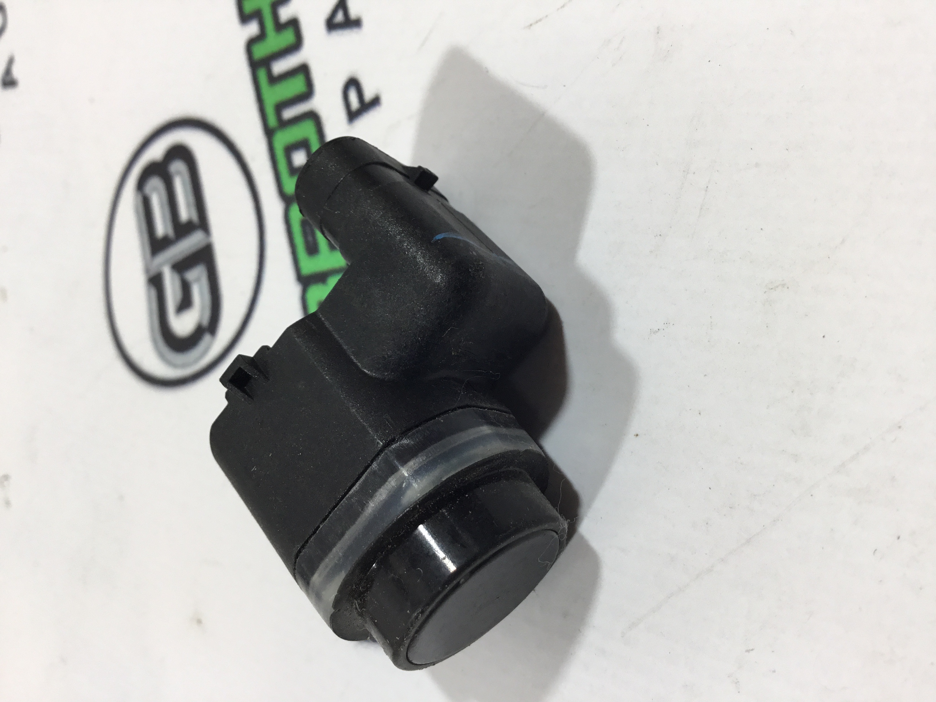 Парктронік, кріплення, корпус