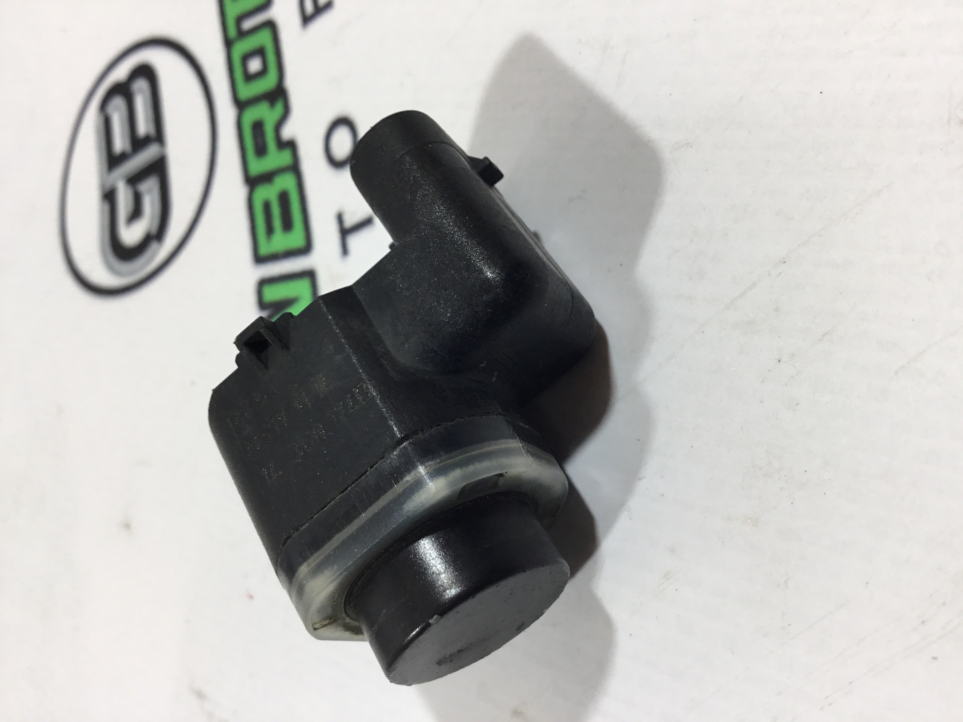 Парктронік, кріплення, корпус