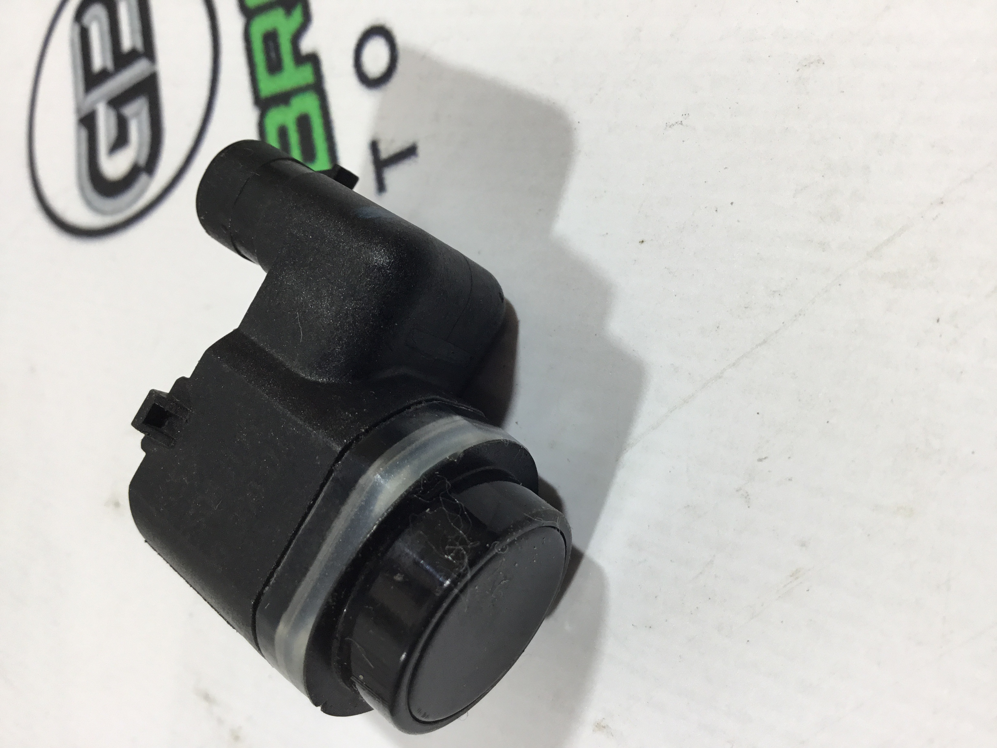 Парктронік, кріплення, корпус