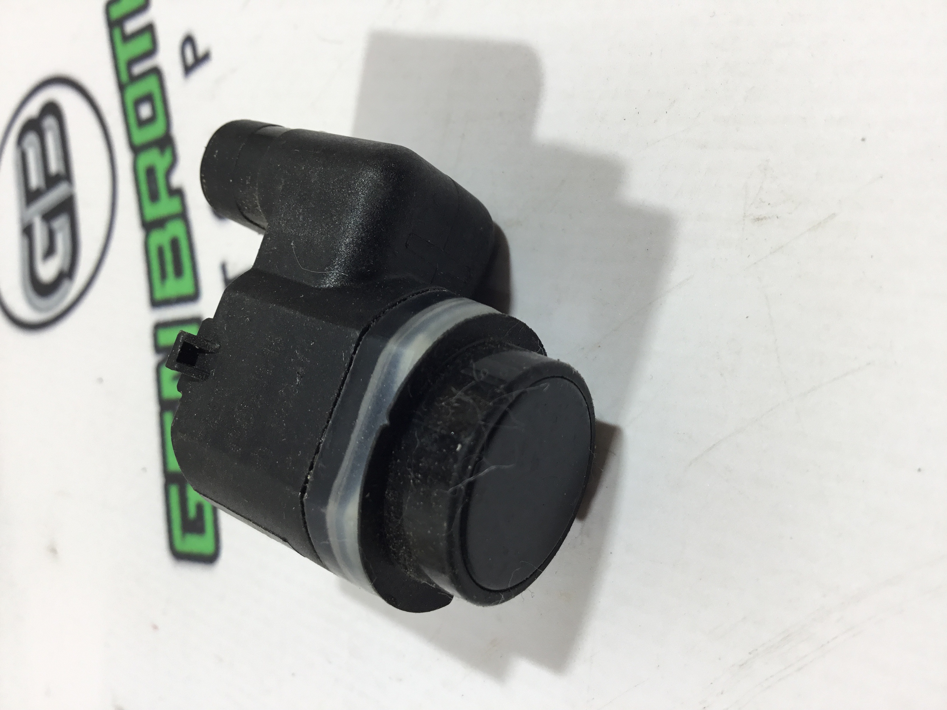 Парктронік, кріплення, корпус