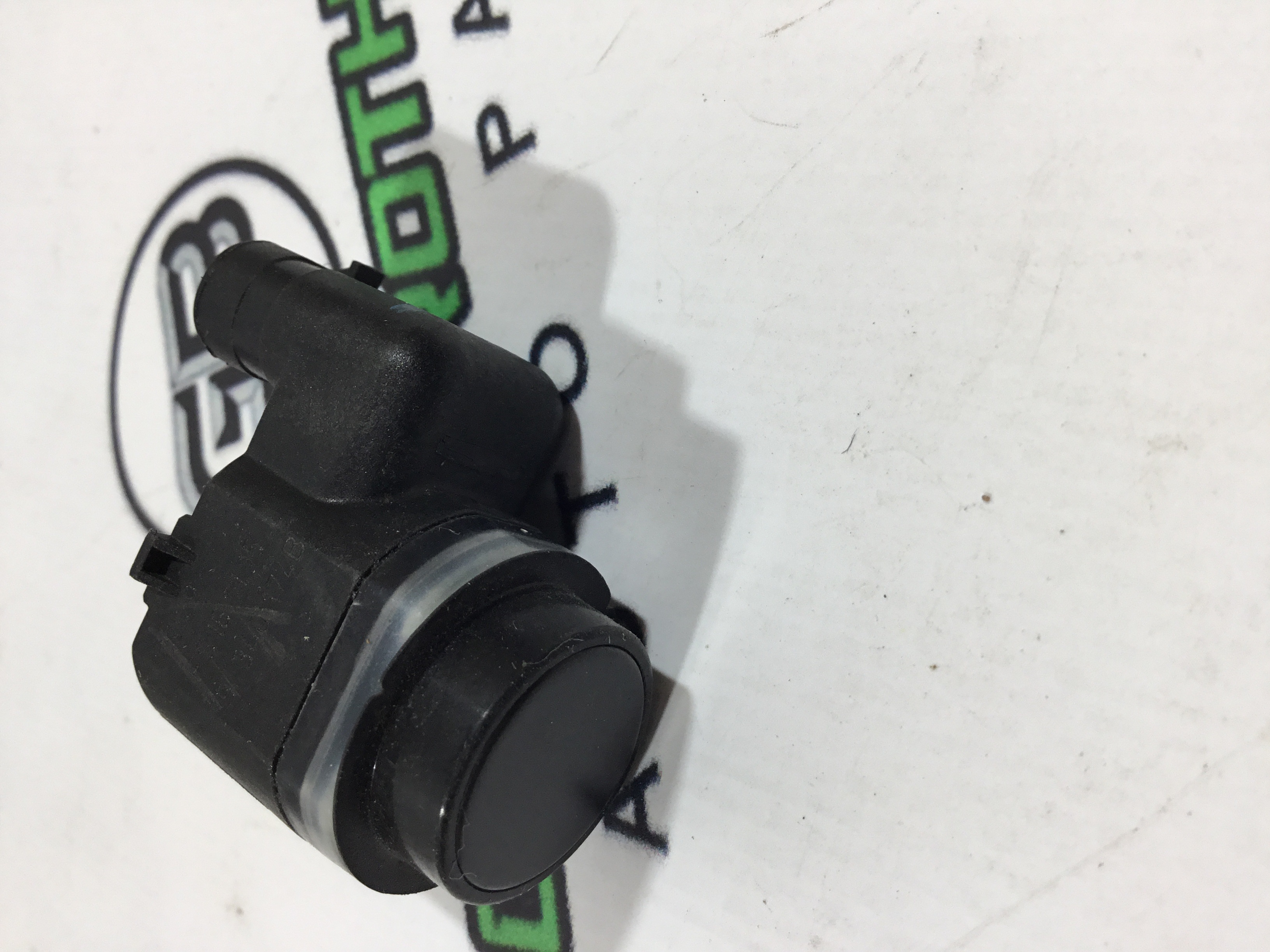 Парктронік, кріплення, корпус