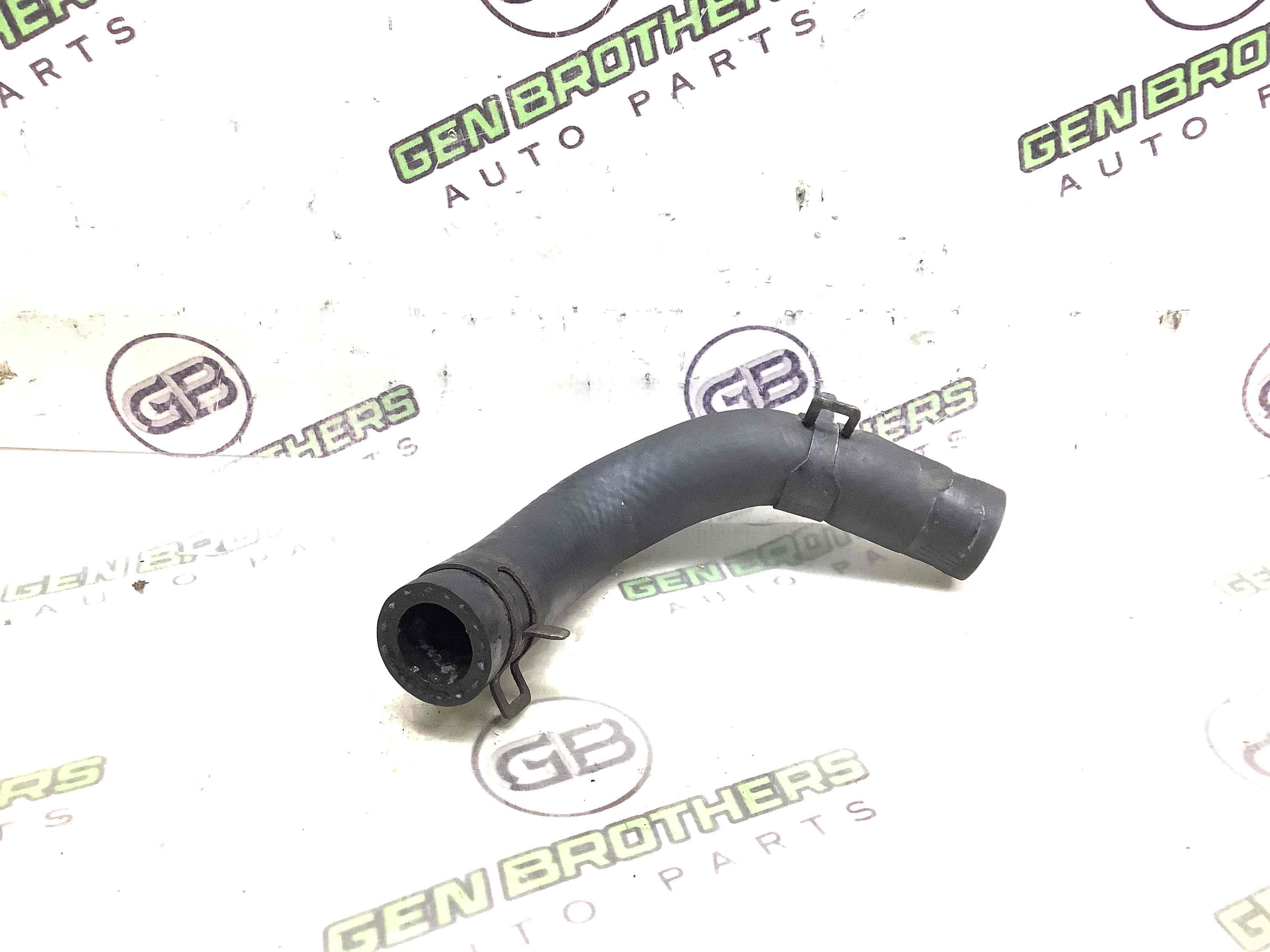 Патрубок трубопровід, шланг