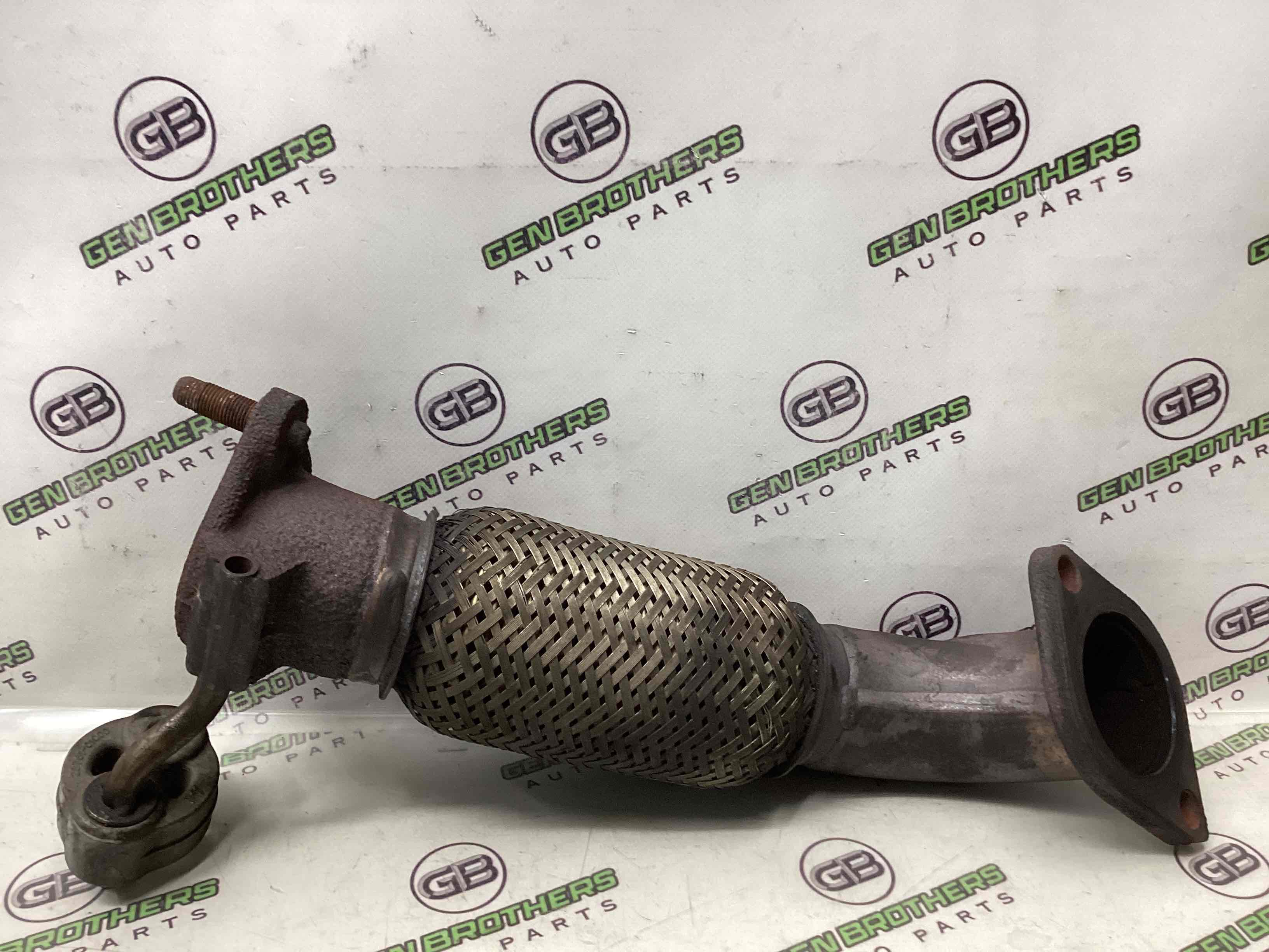 Приймальна труба глушника