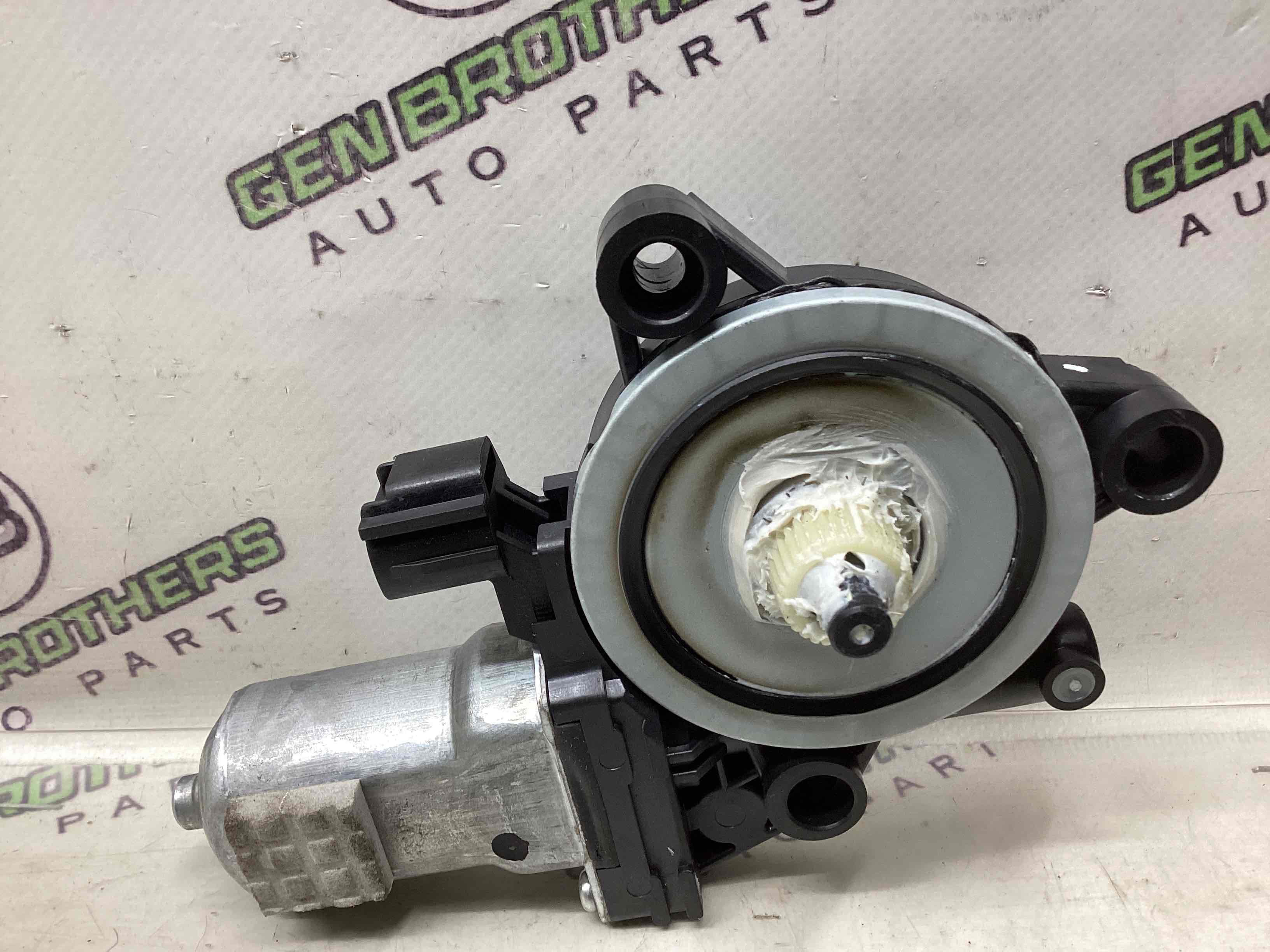 Моторчик склопідйомника