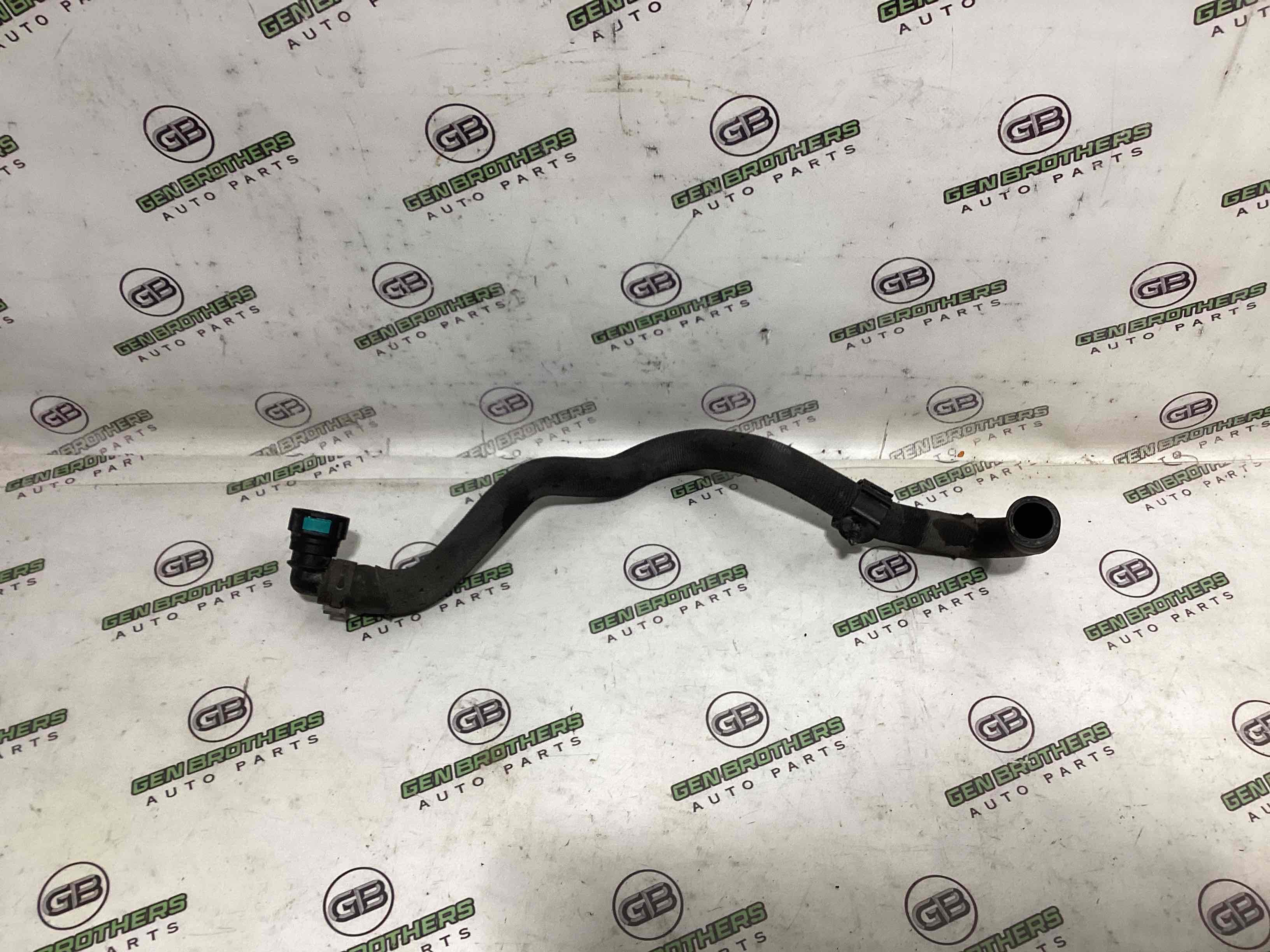 Патрубок радіаторів