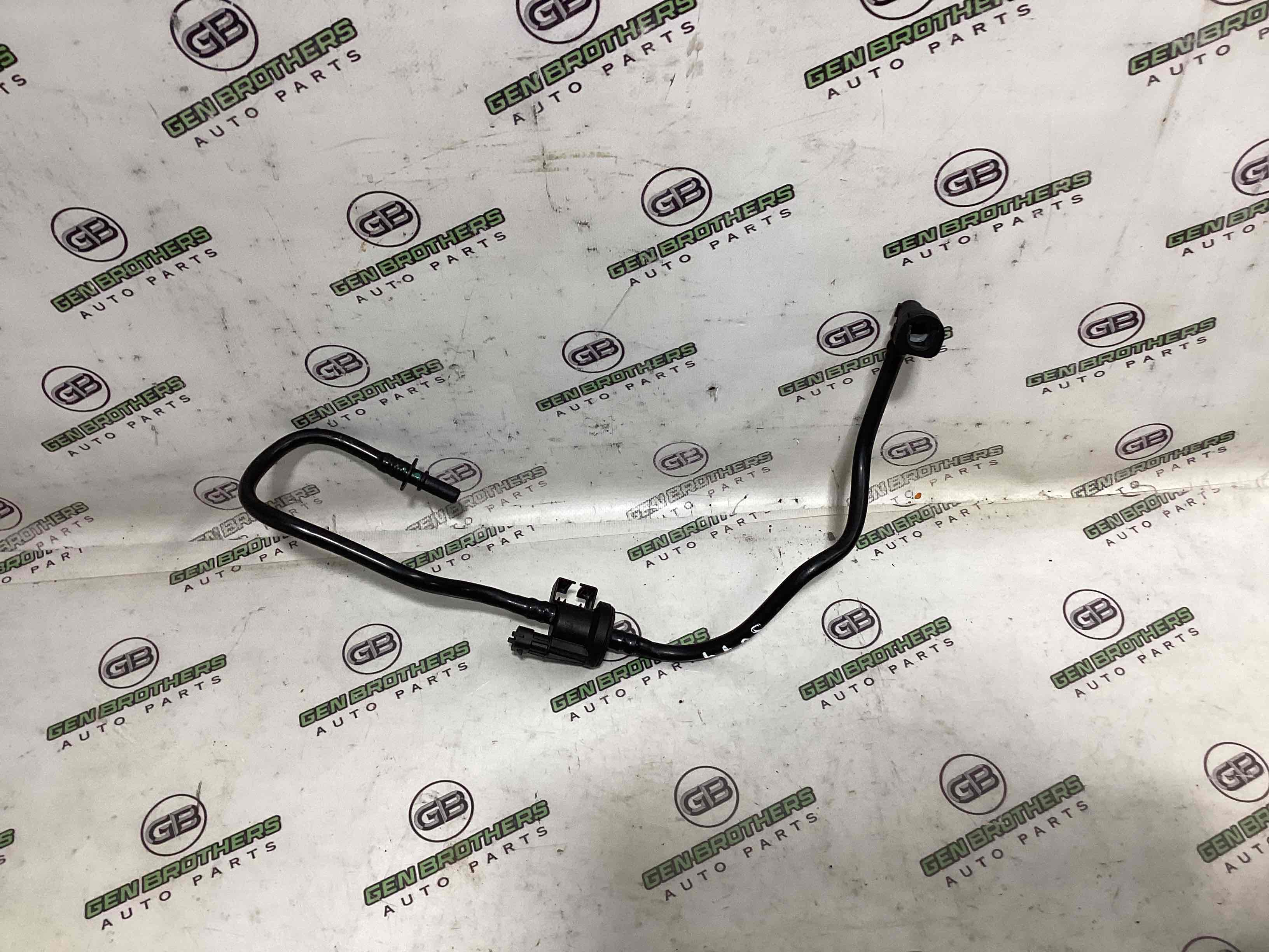 Клапан вентиляції паливного бака