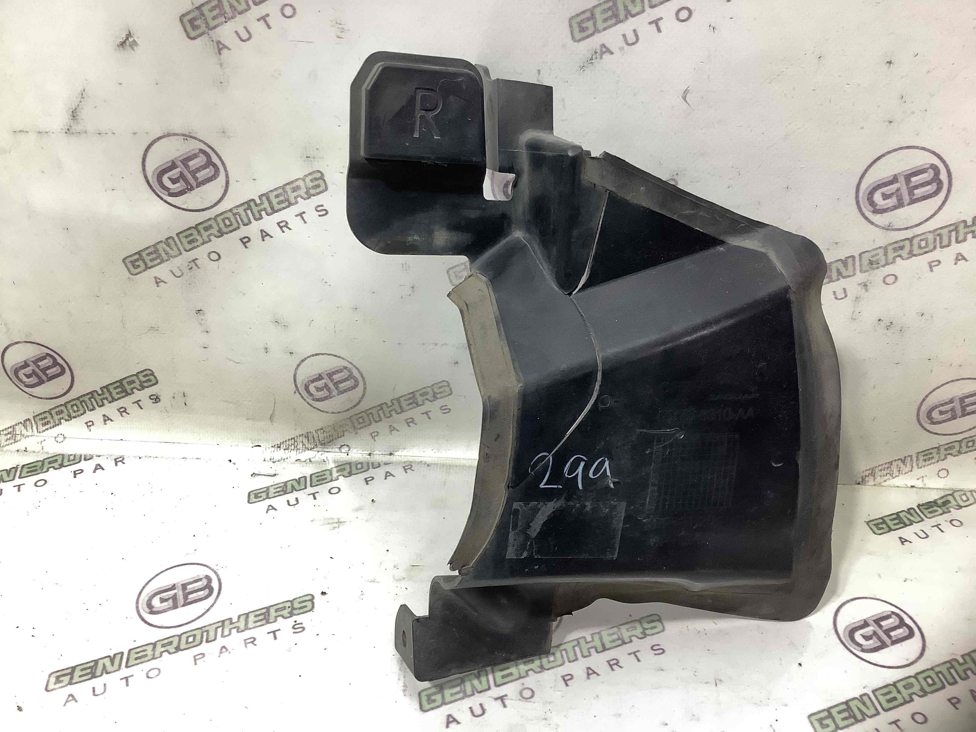 Дефлектор обдува радіатора