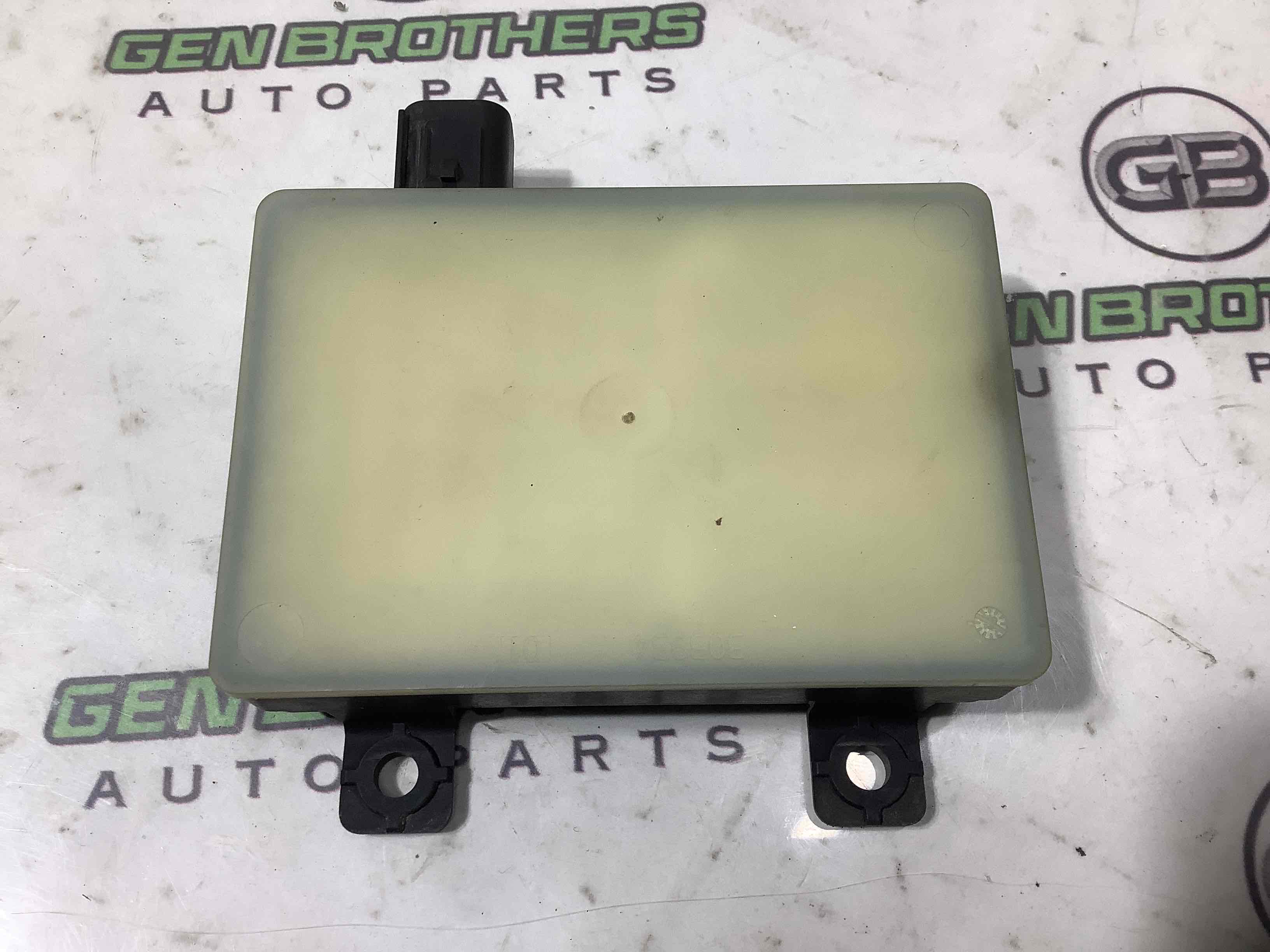 Датчик сліпої зони, кріплення датчика