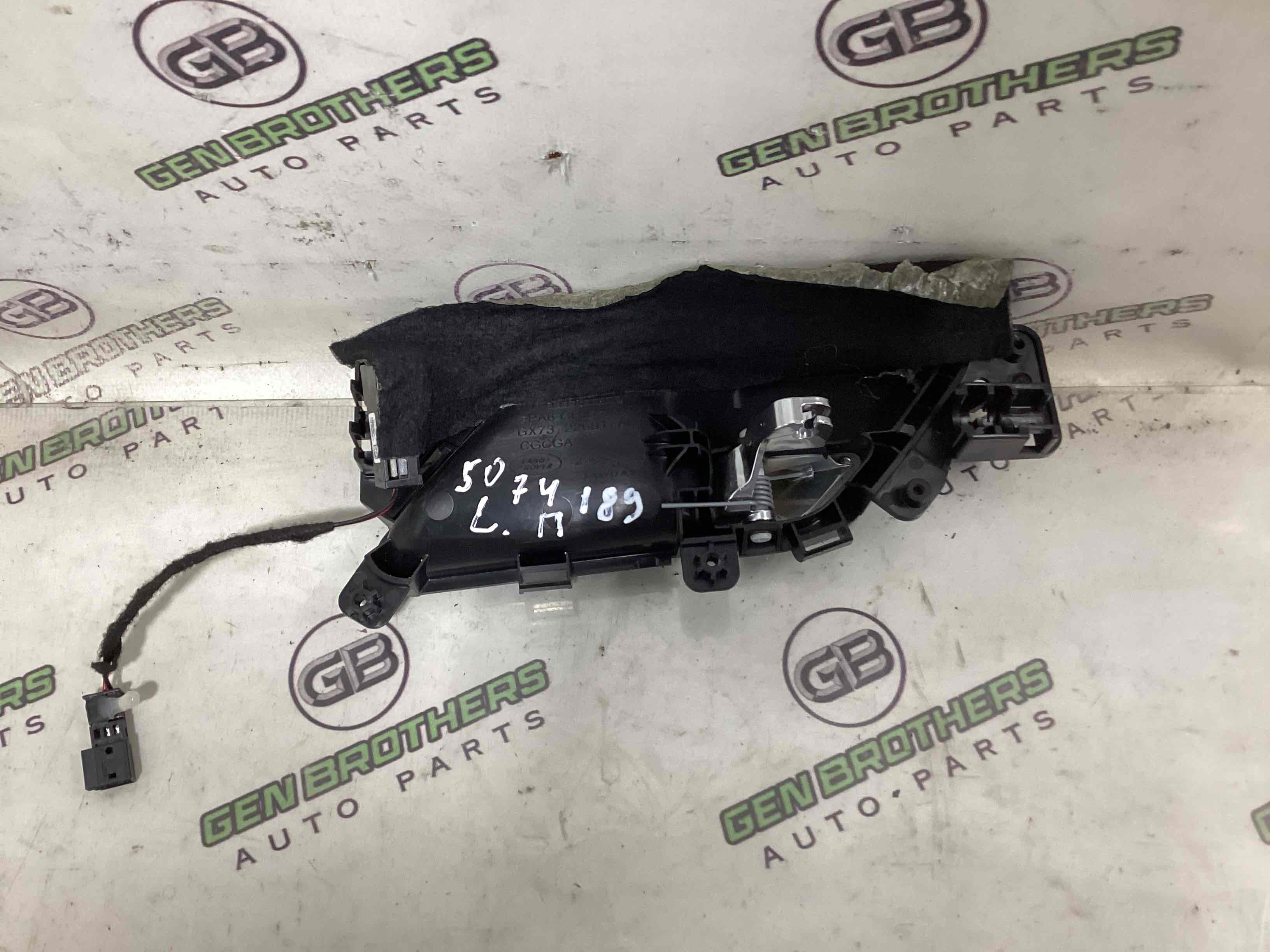 Ручка дверей салону внутрішня, поручень