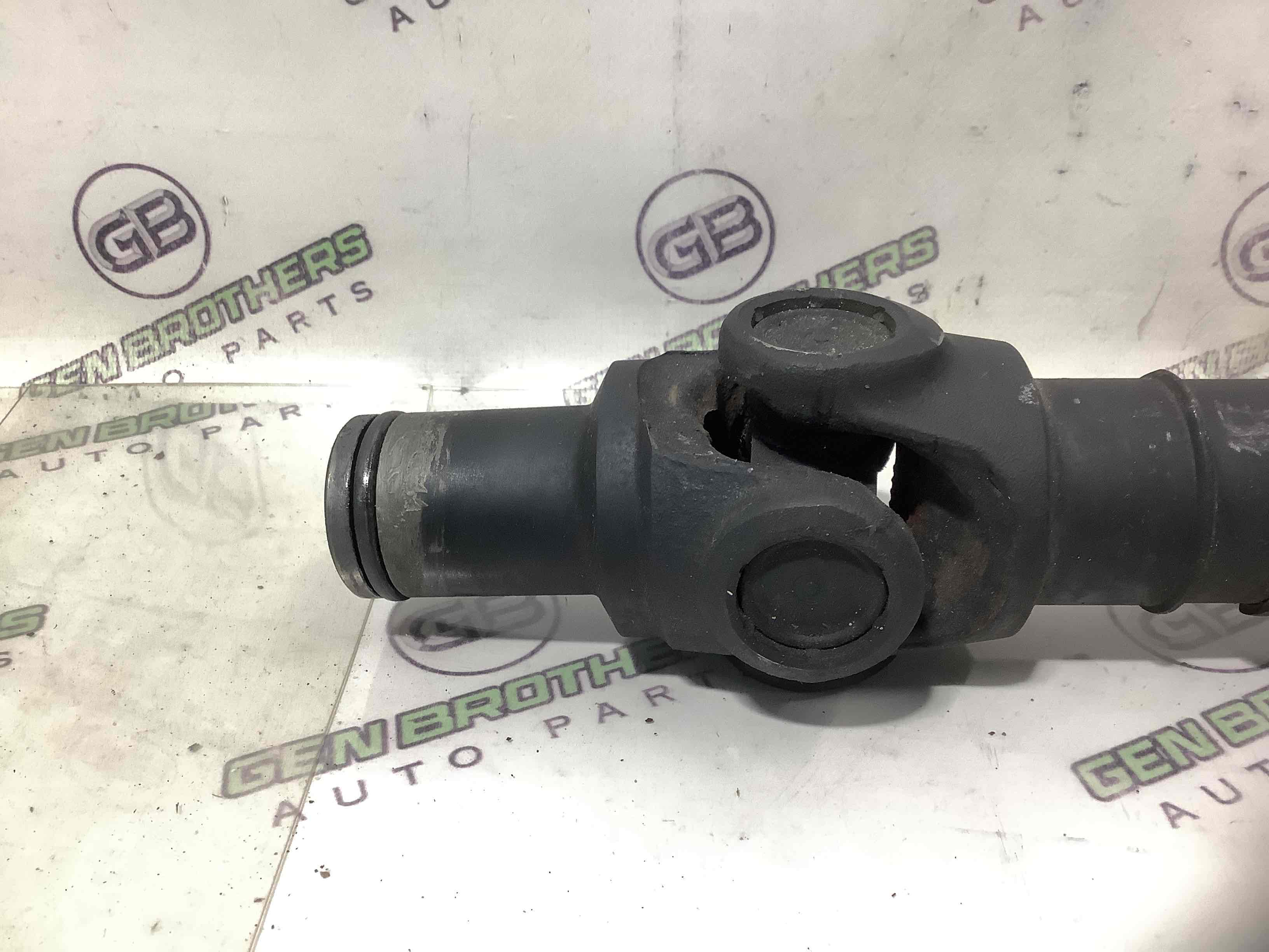 Карданний вал