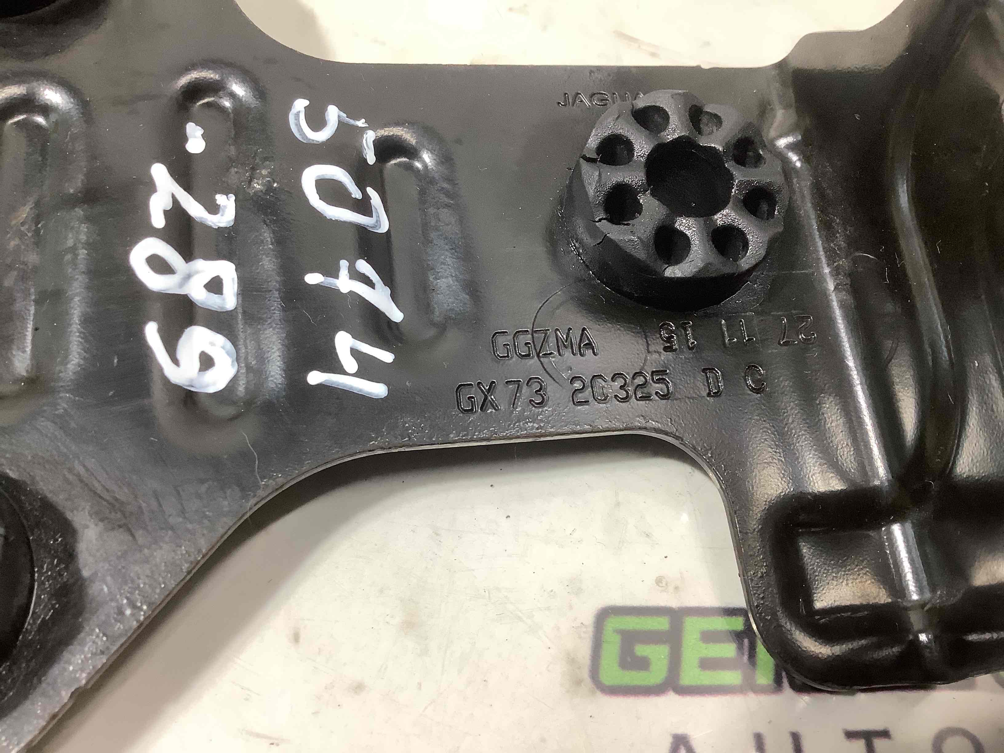 Кріплення, кронштейн