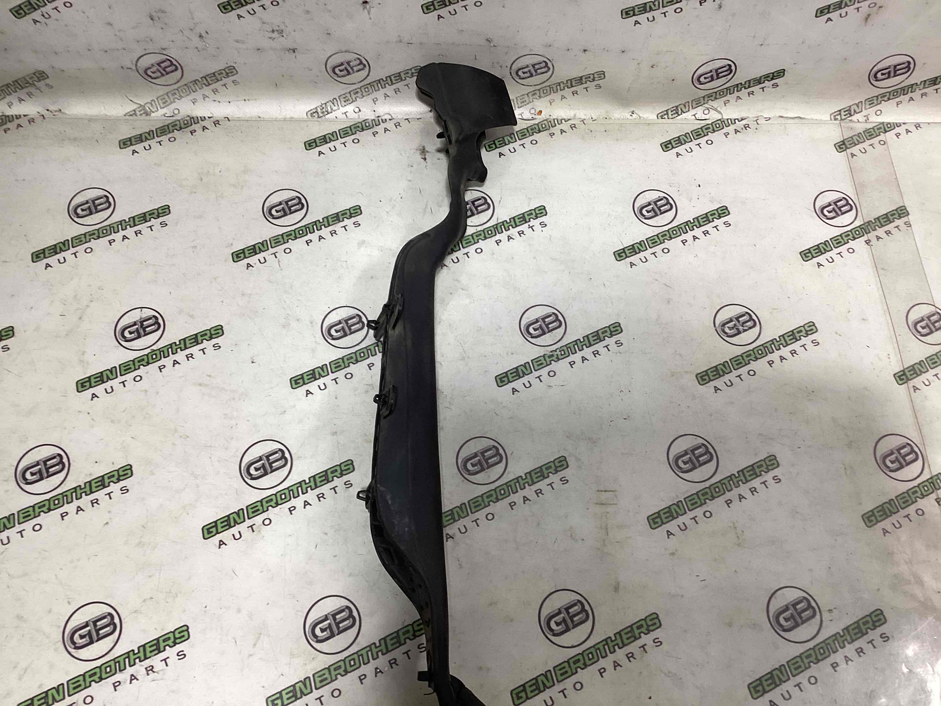 Ущільнювач капота, ізолятор, шуба