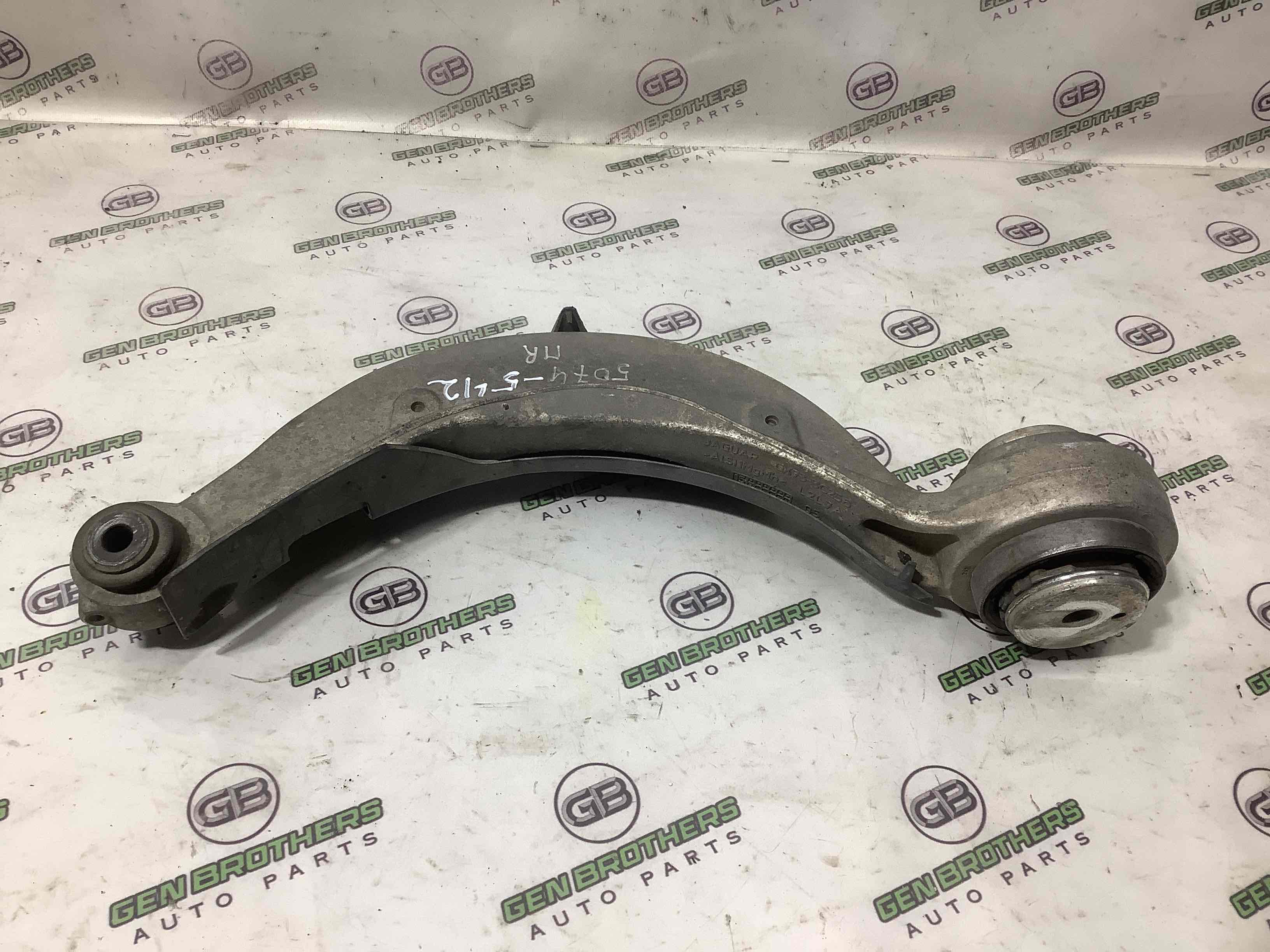 Важіль передній правий