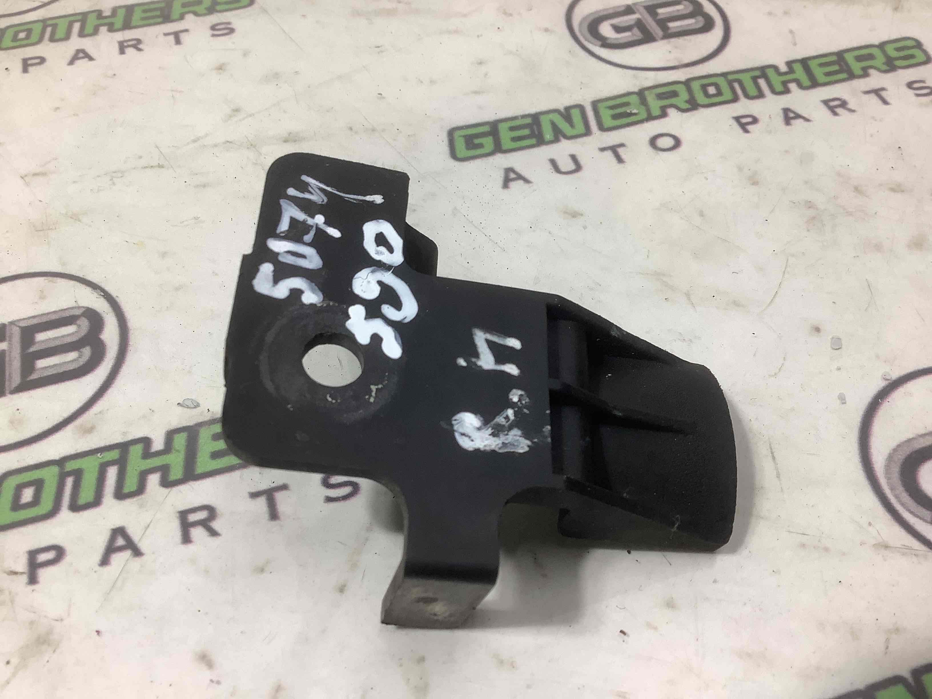 Опора радіатора, кріплення, кронштейн, ущільнювач радіатора