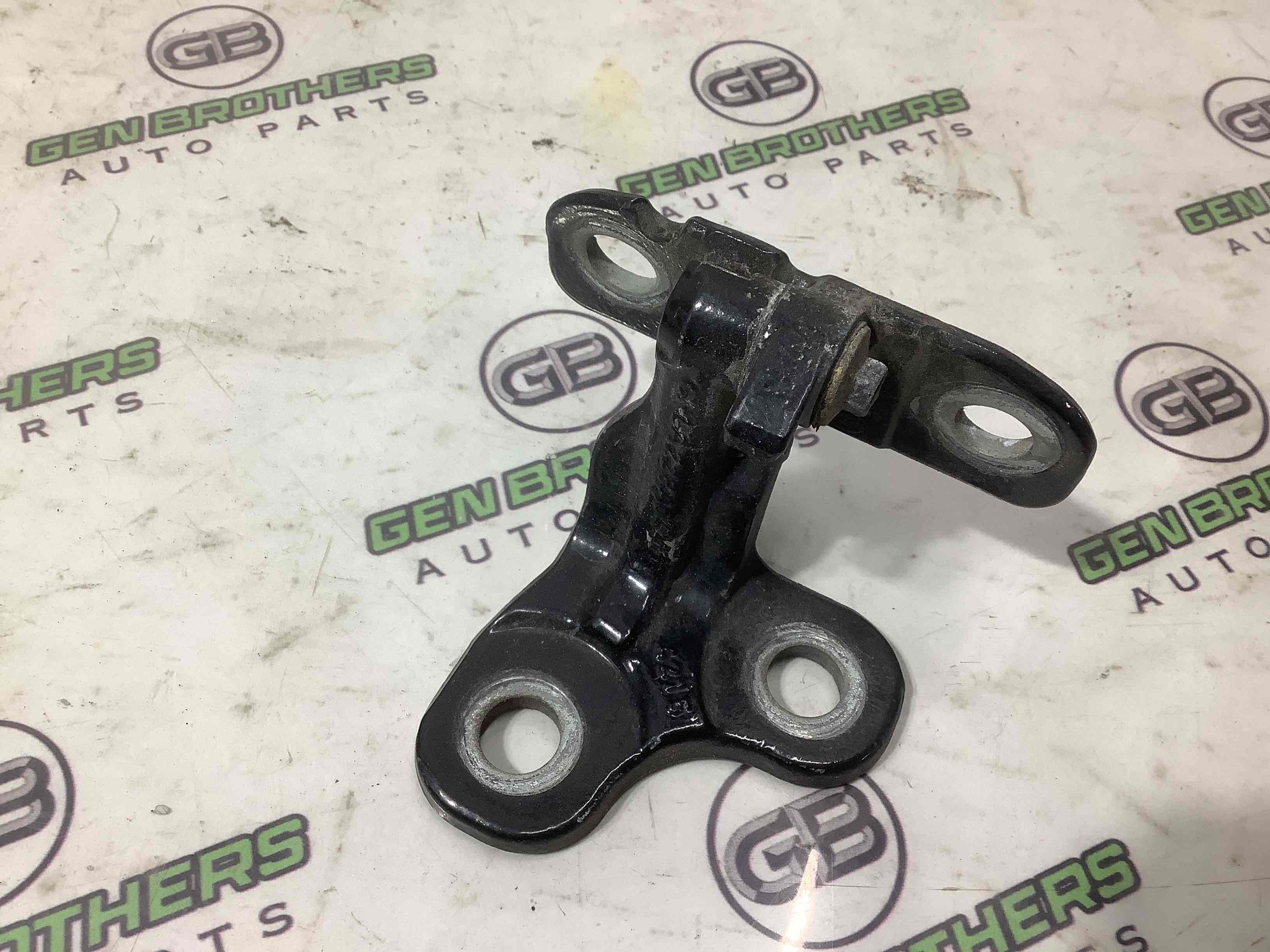 Петля двері, замок двері