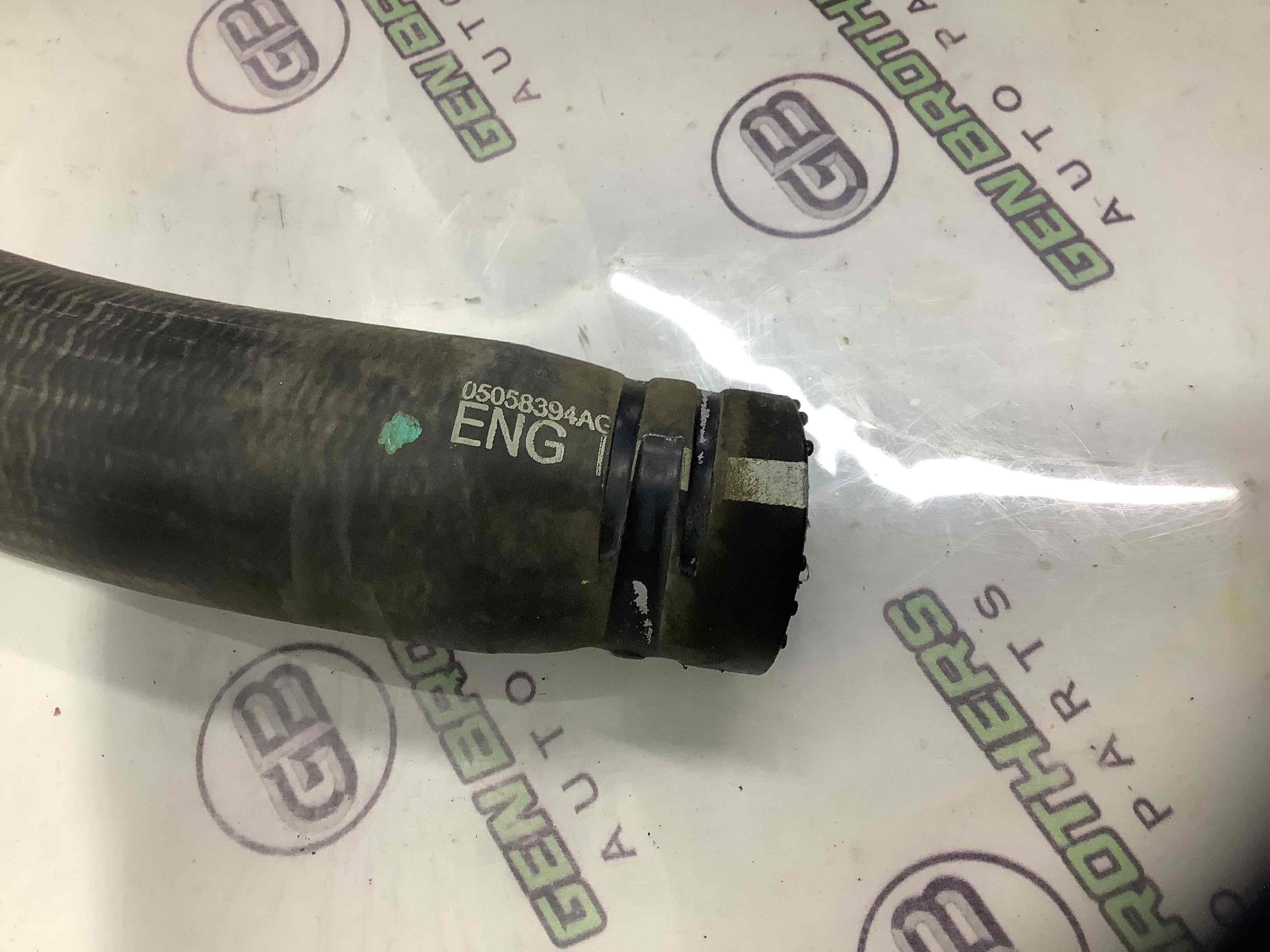 Патрубок трубопровод, шланг