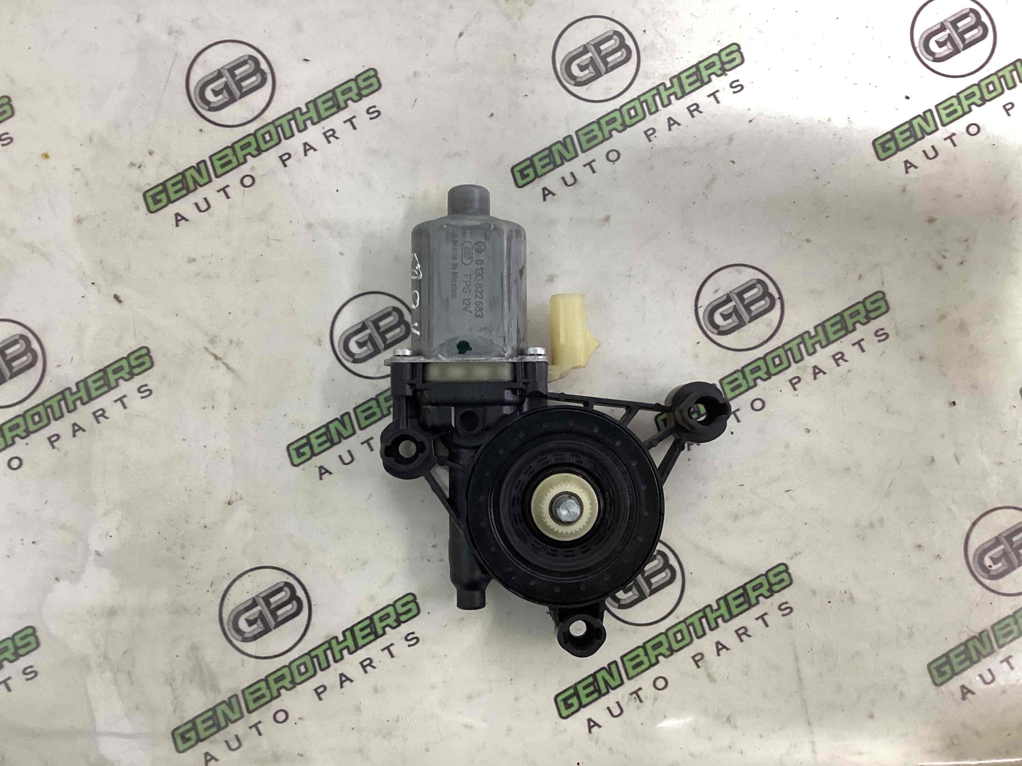 Моторчик стеклоподъемника