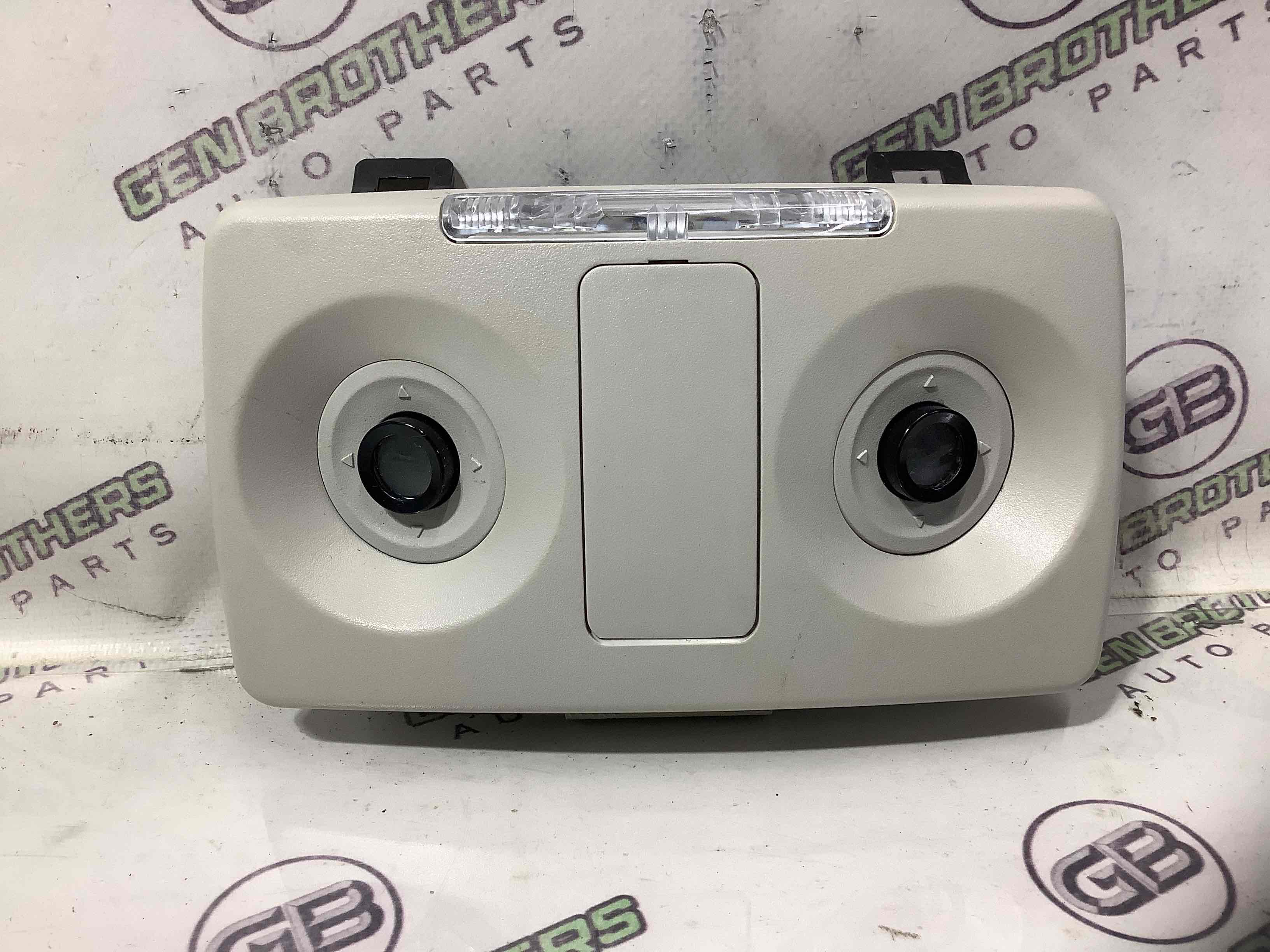 Фонарь салонный, плафон