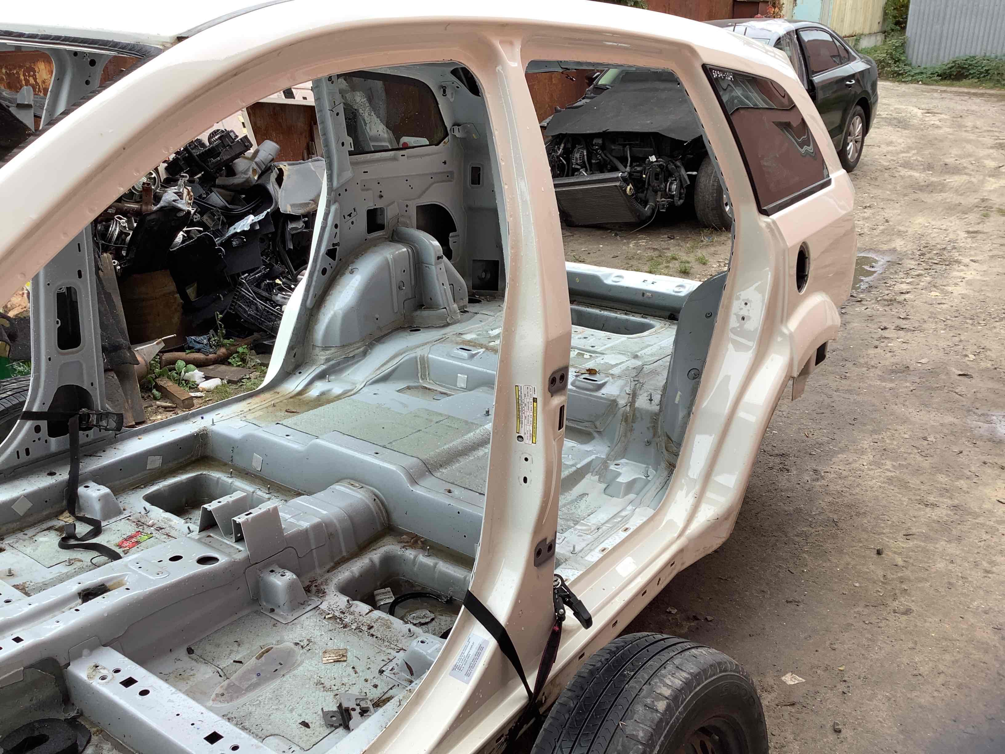 Стойки кузова и пороги