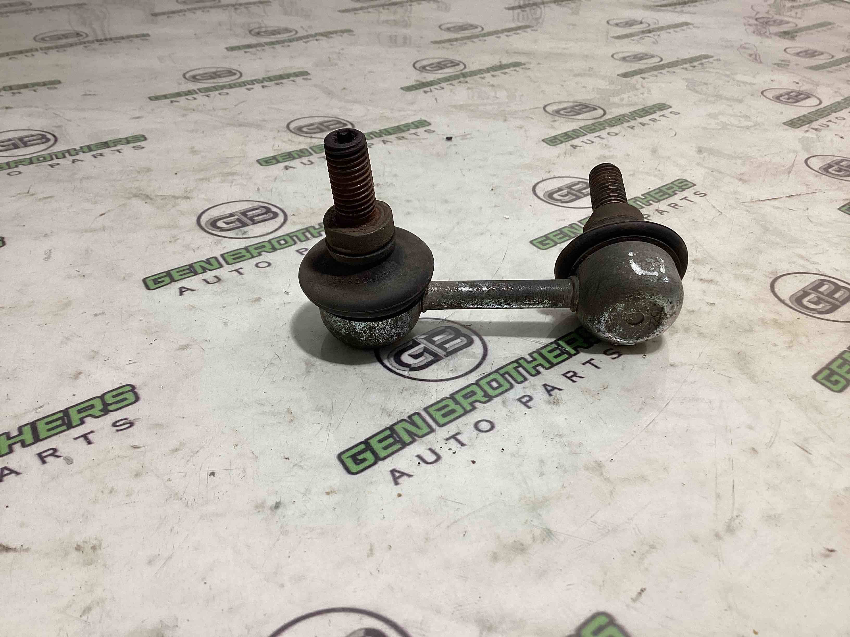 Стойка стабилизатора