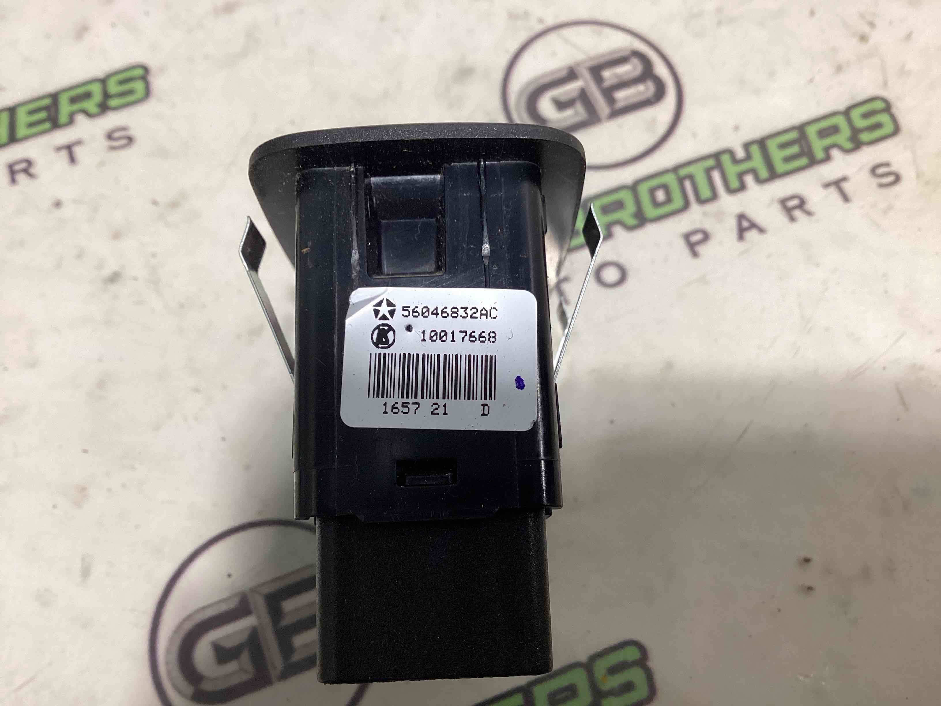 Кнопки управления стеклоподъемниками