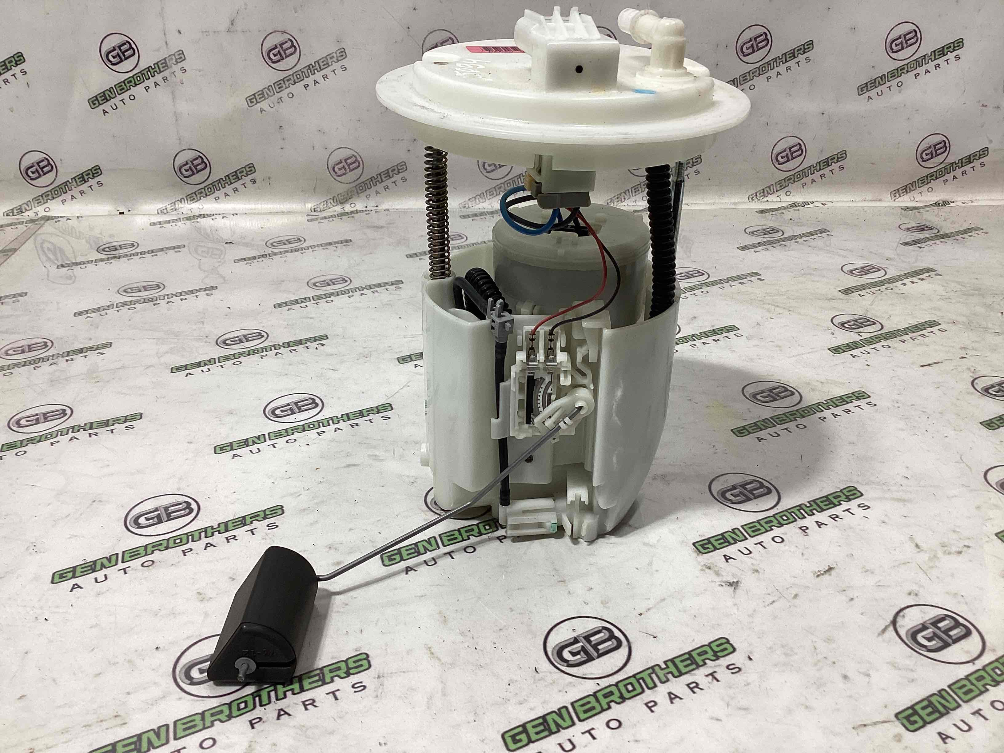 Насос топливный