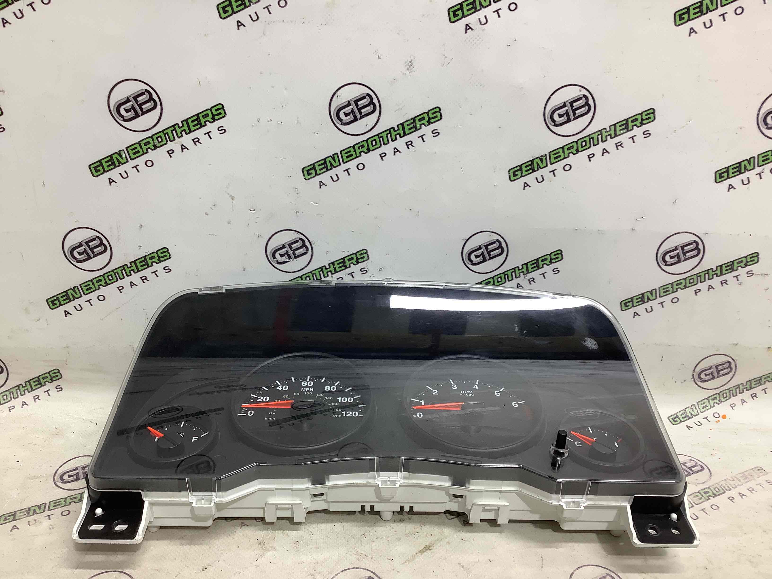 Щиток приладів панель приладів