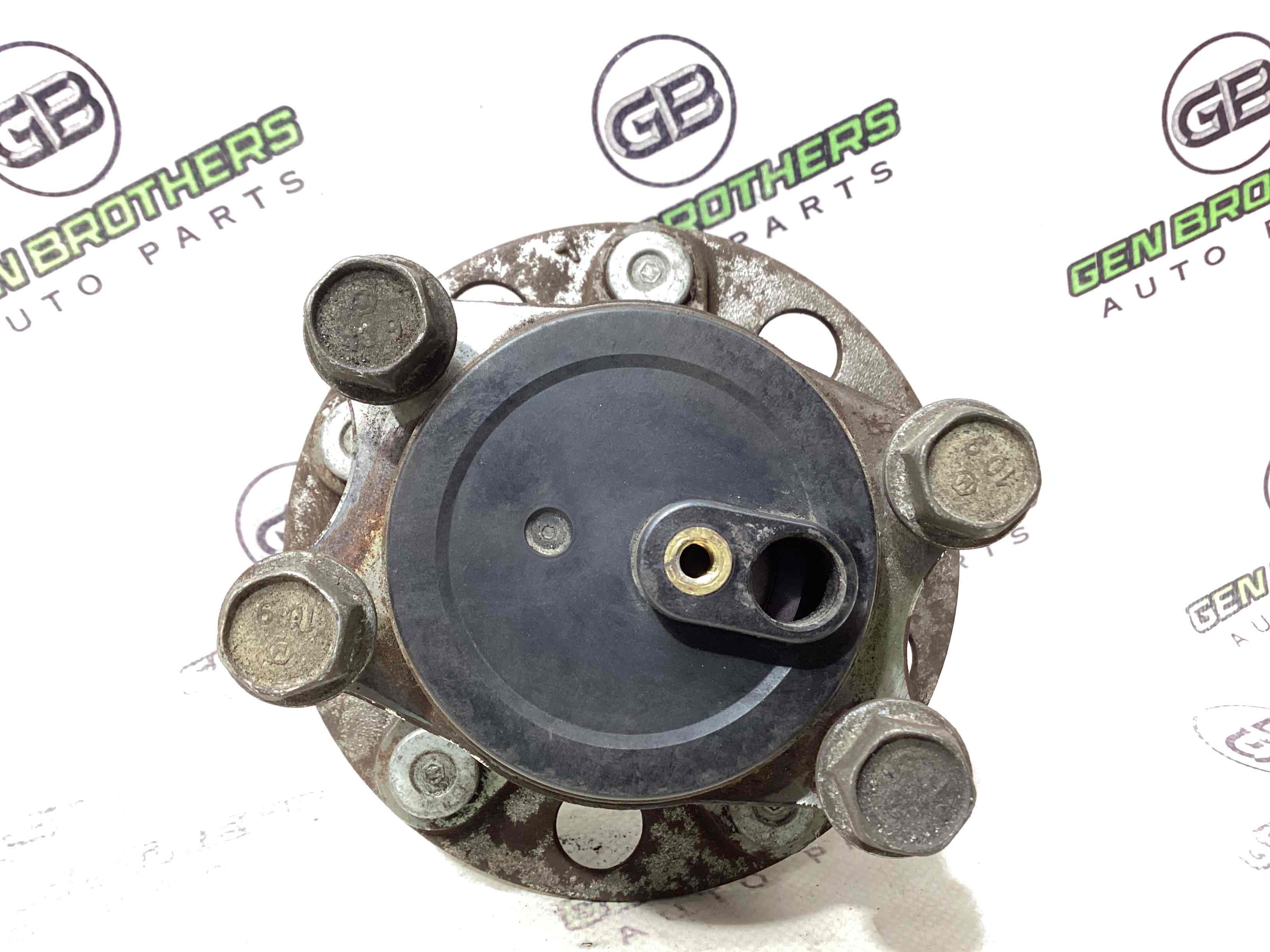 Ступиця задня