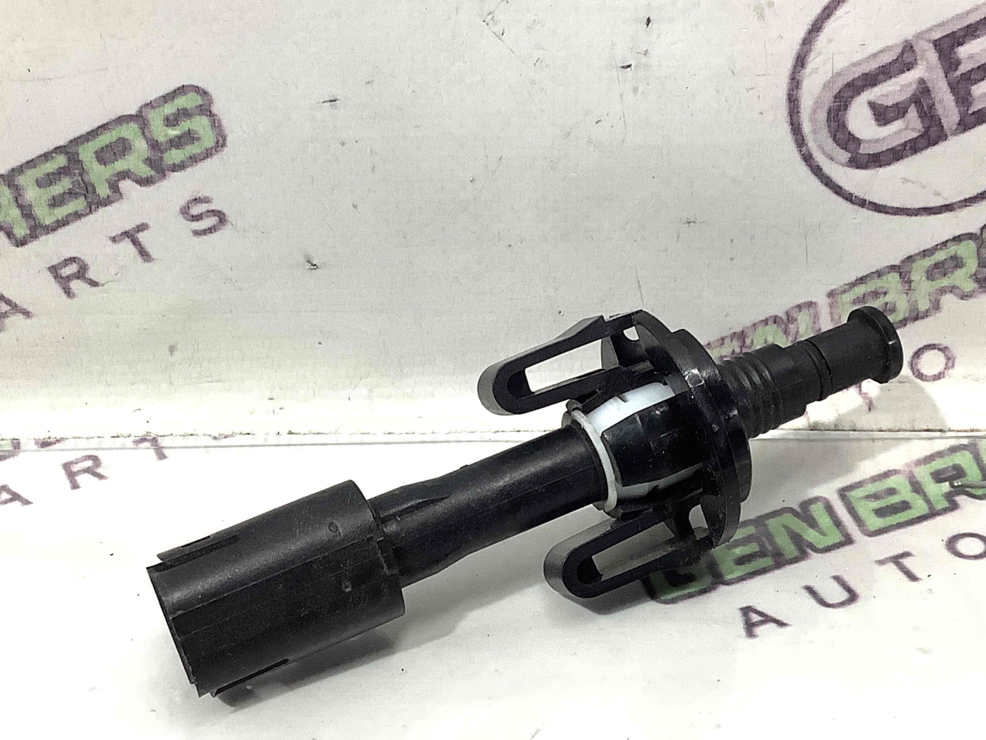 Датчик відкриття капота