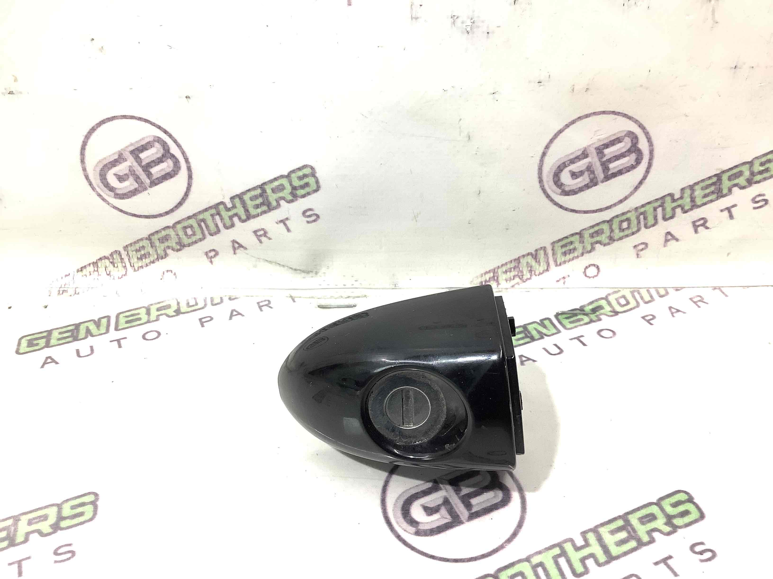 Заглушка ручки дверей