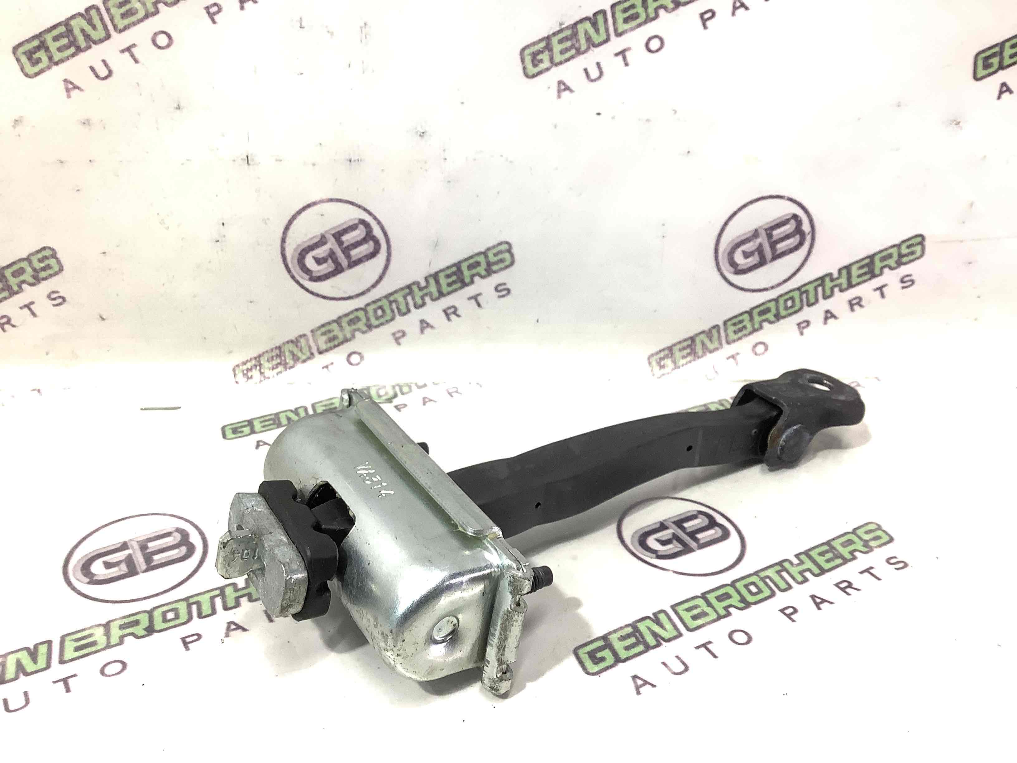 Обмежувач відчинення дверей