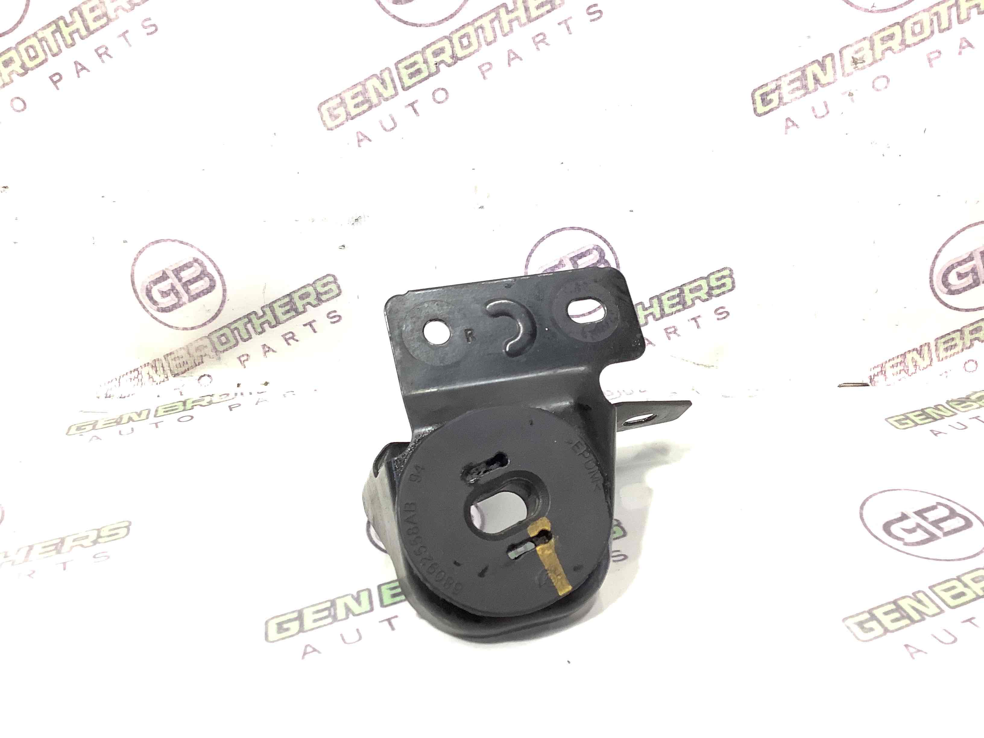 Опора радіатора, кріплення, кронштейн, ущільнювач радіатора