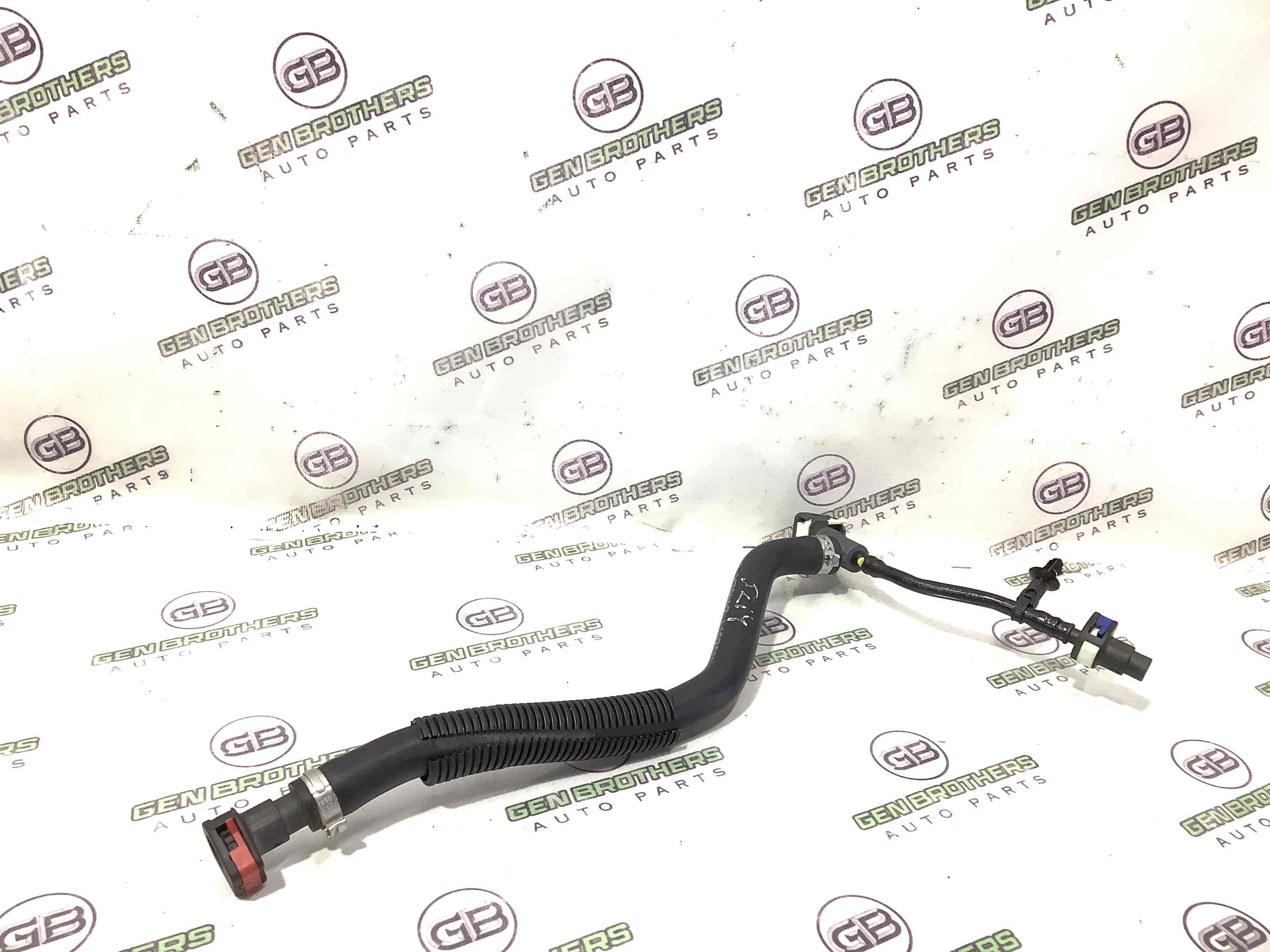 Патрубок трубопровід, шланг