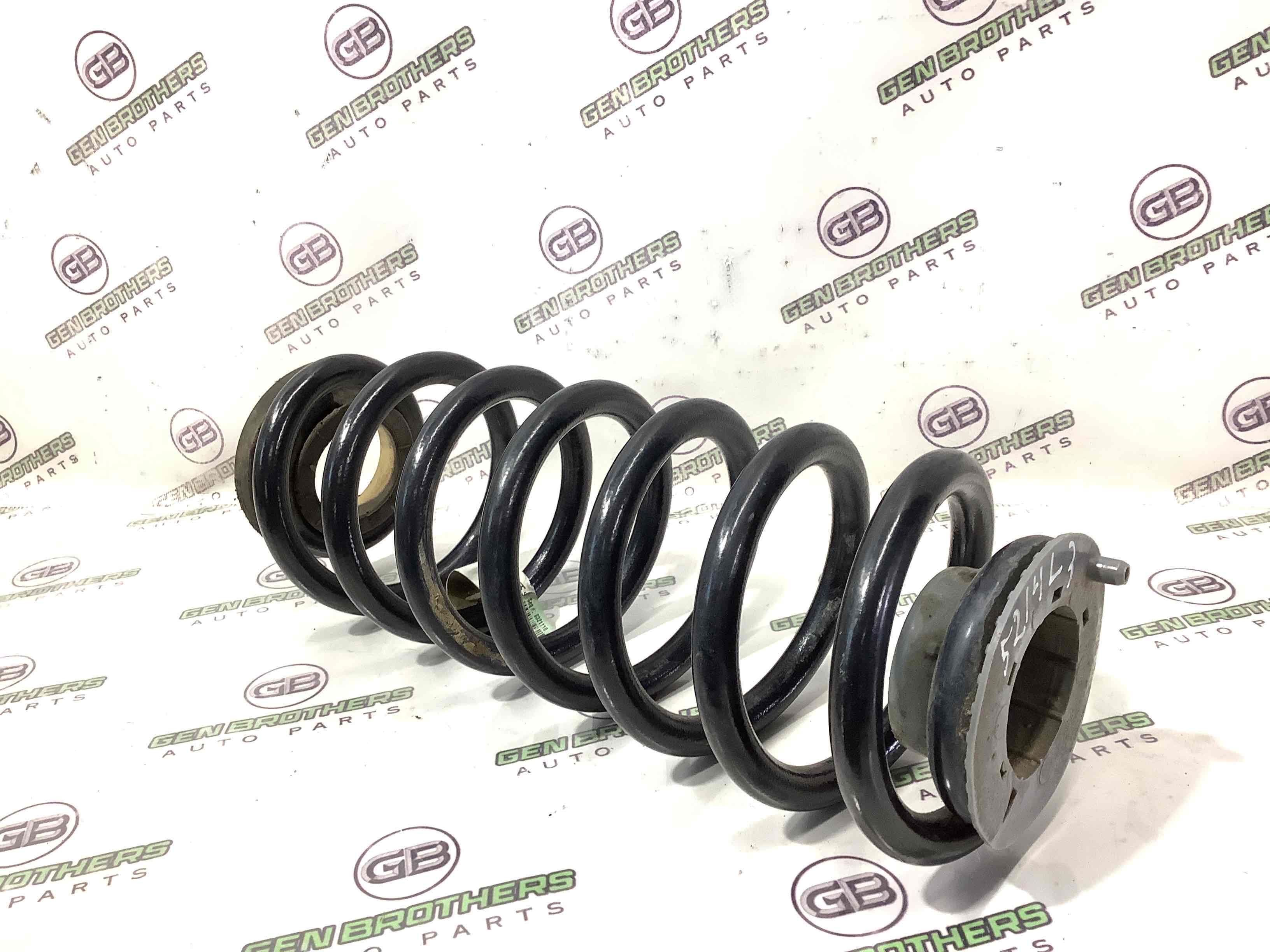 Пружина задня