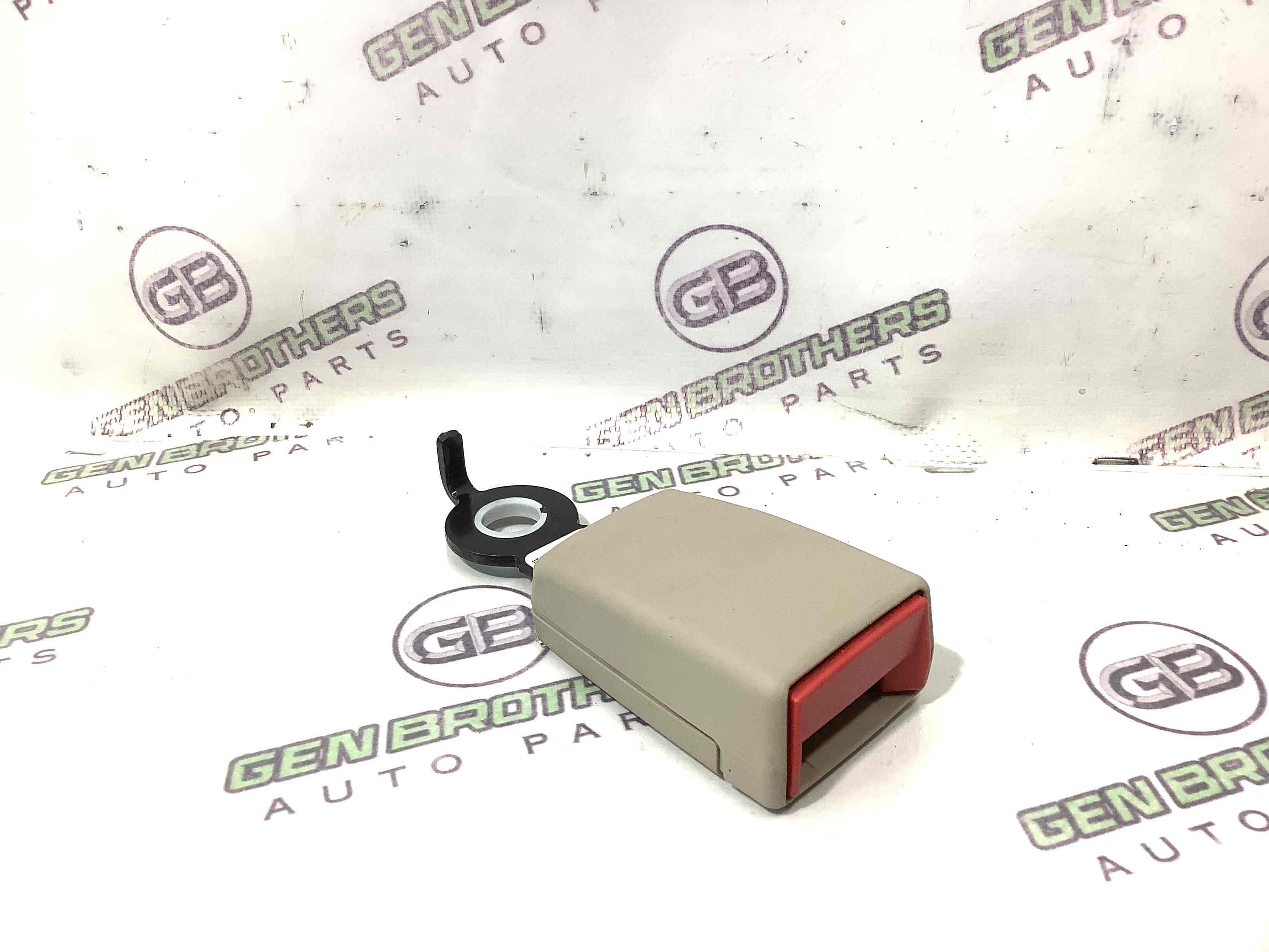 Замок ременя безпеки